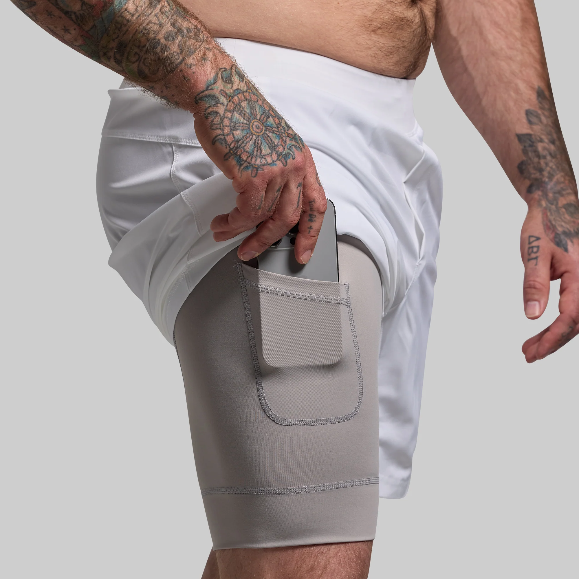 Versatile Short w/ Compression 7 (White)