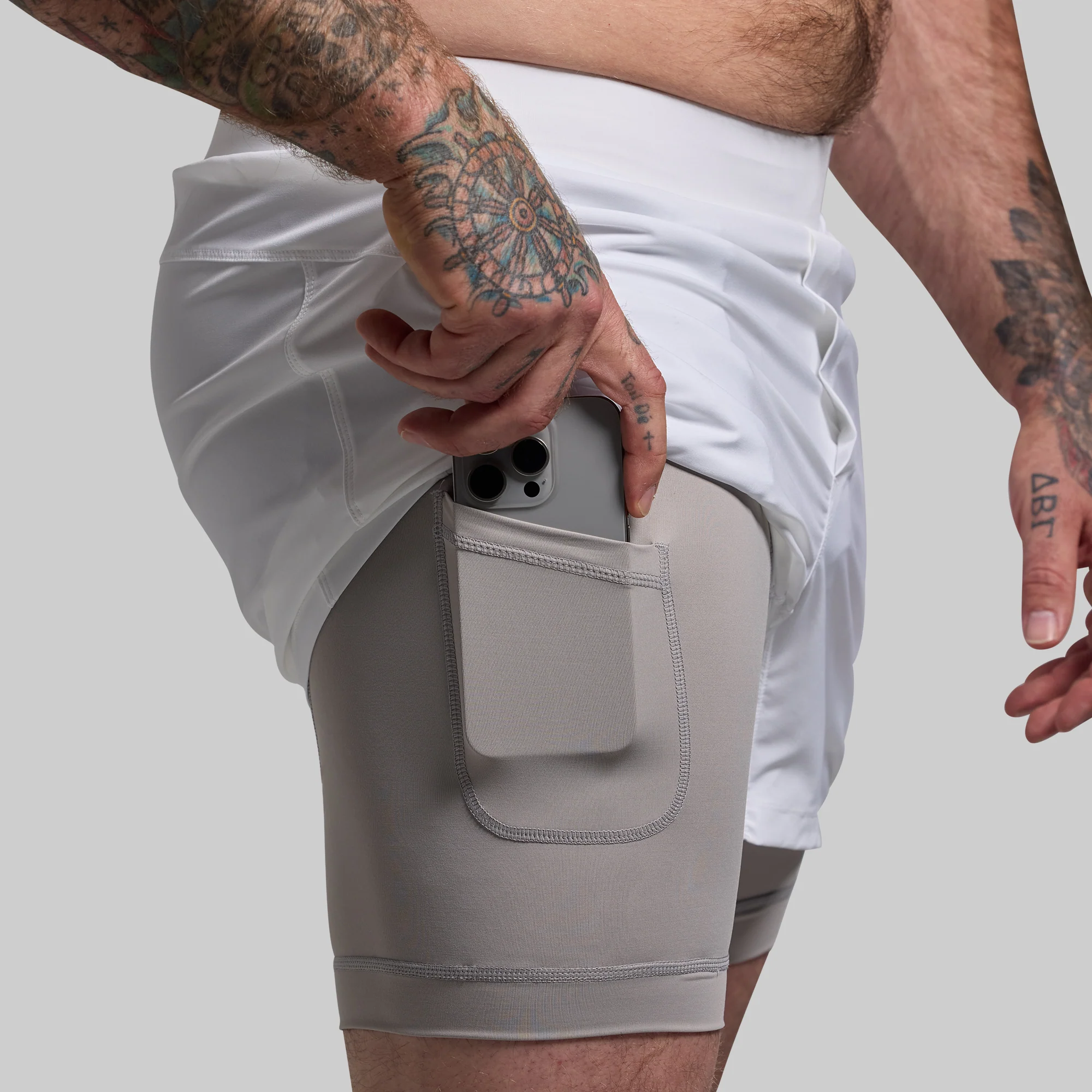 Versatile Short w/ Compression 5 (White)