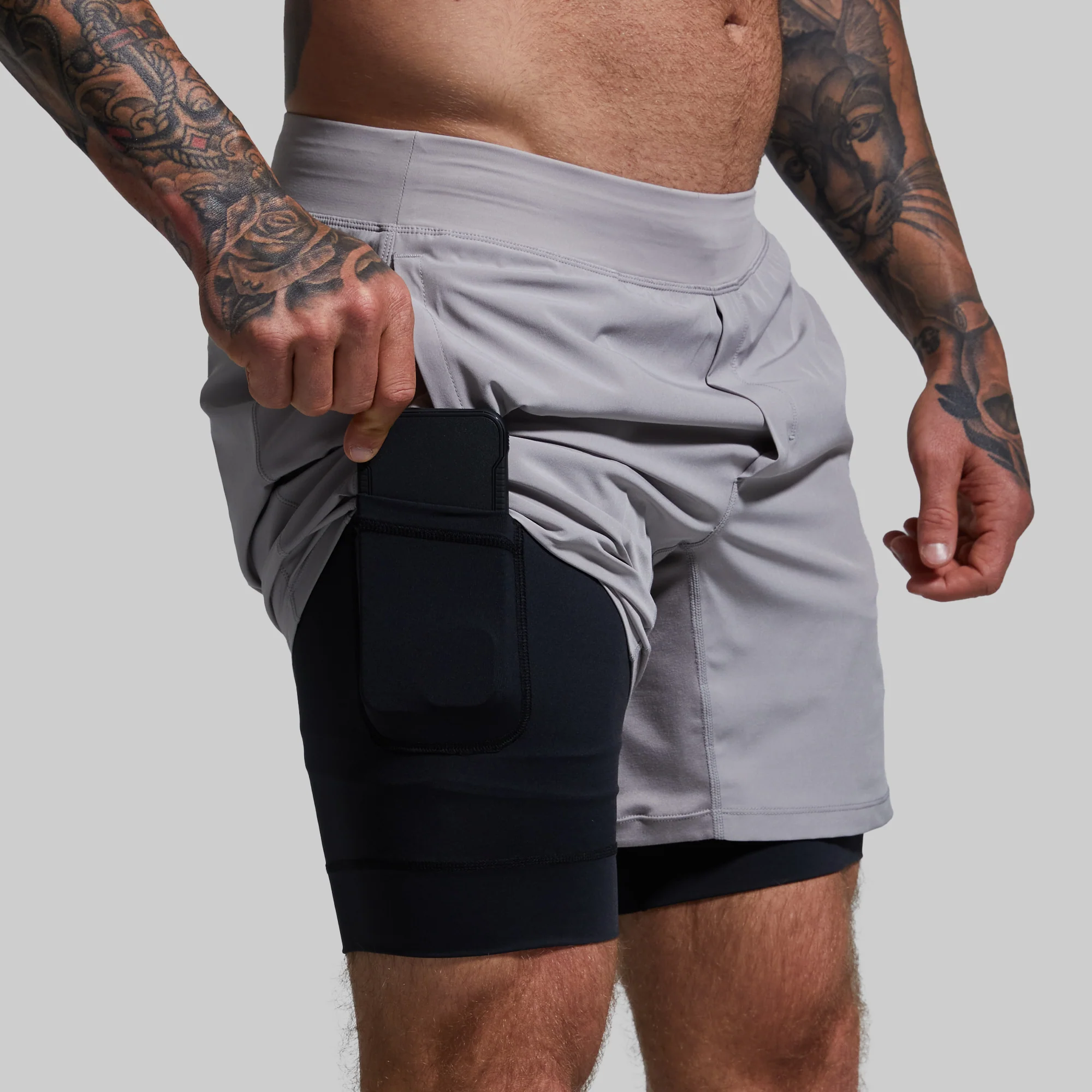 Versatile Short w/ Compression 7 (Stone)