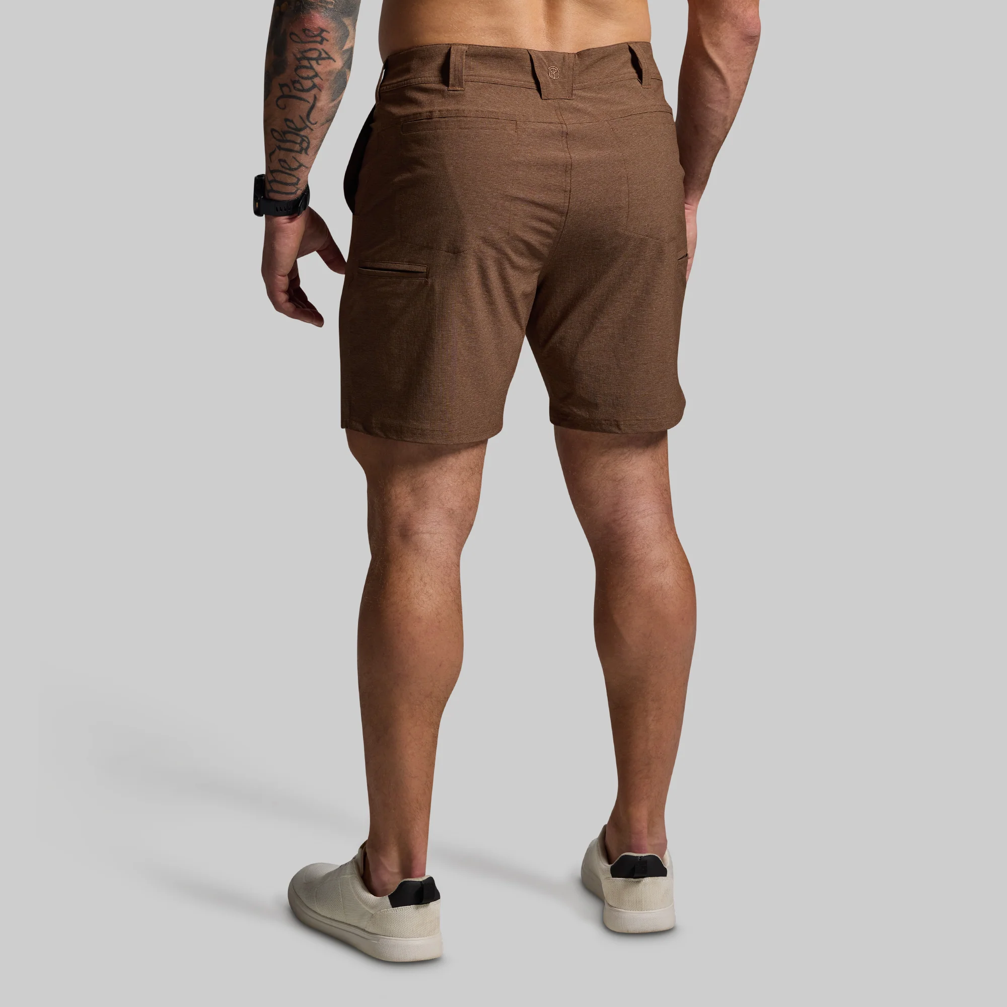 Traverse Short 7 (Coyote Brown)