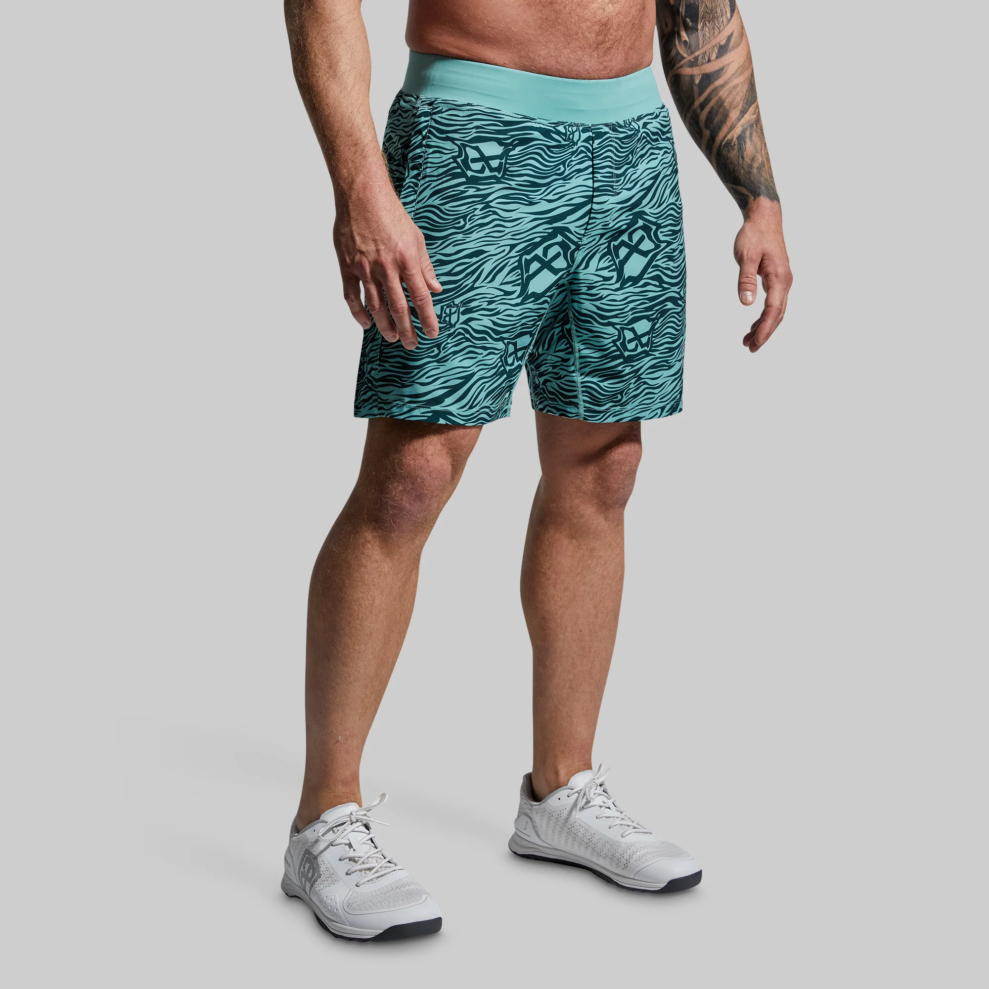 Versatile Short w/ Compression 7 (Psychedelic Tiger)