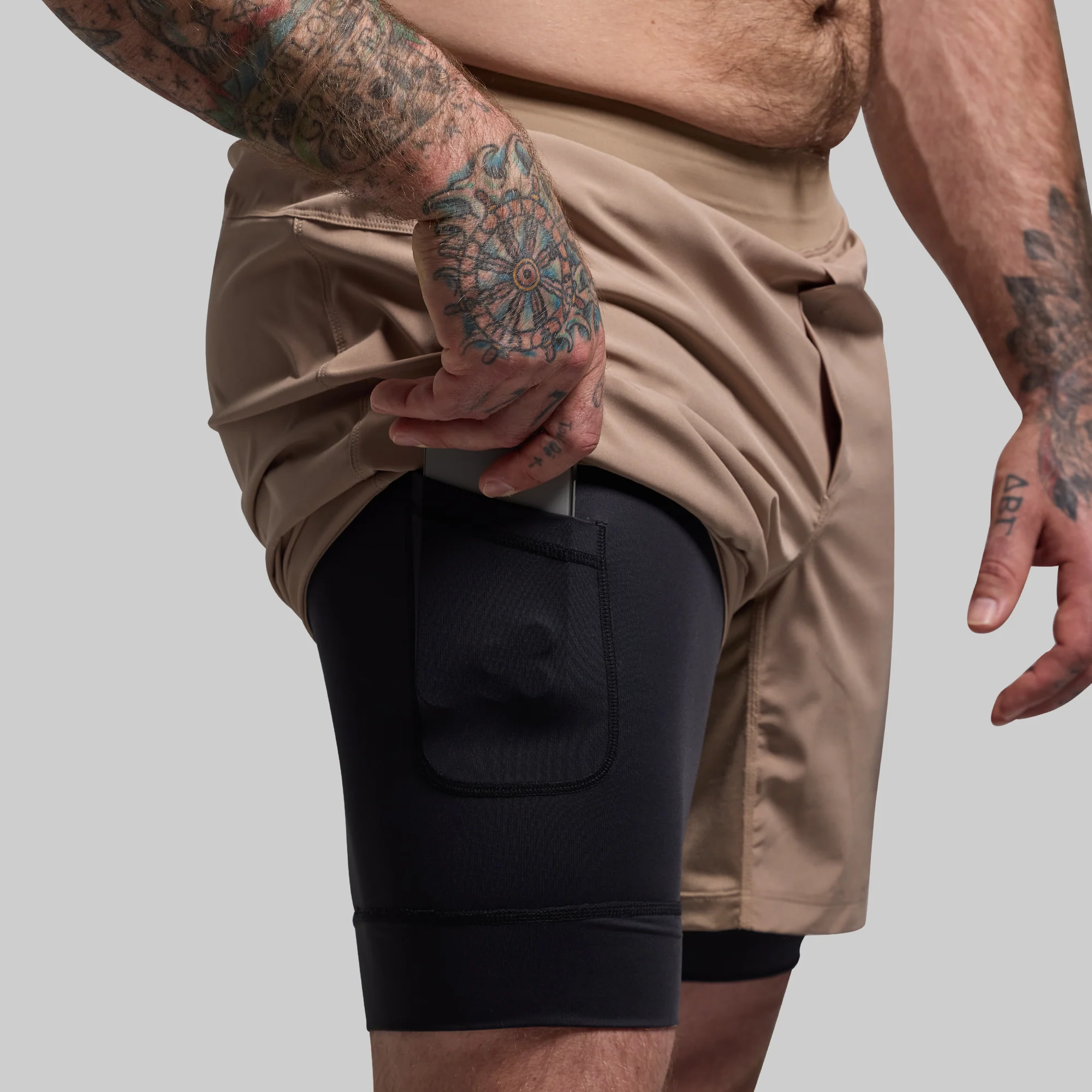 Versatile Short w/ Compression 7 (Mocha)