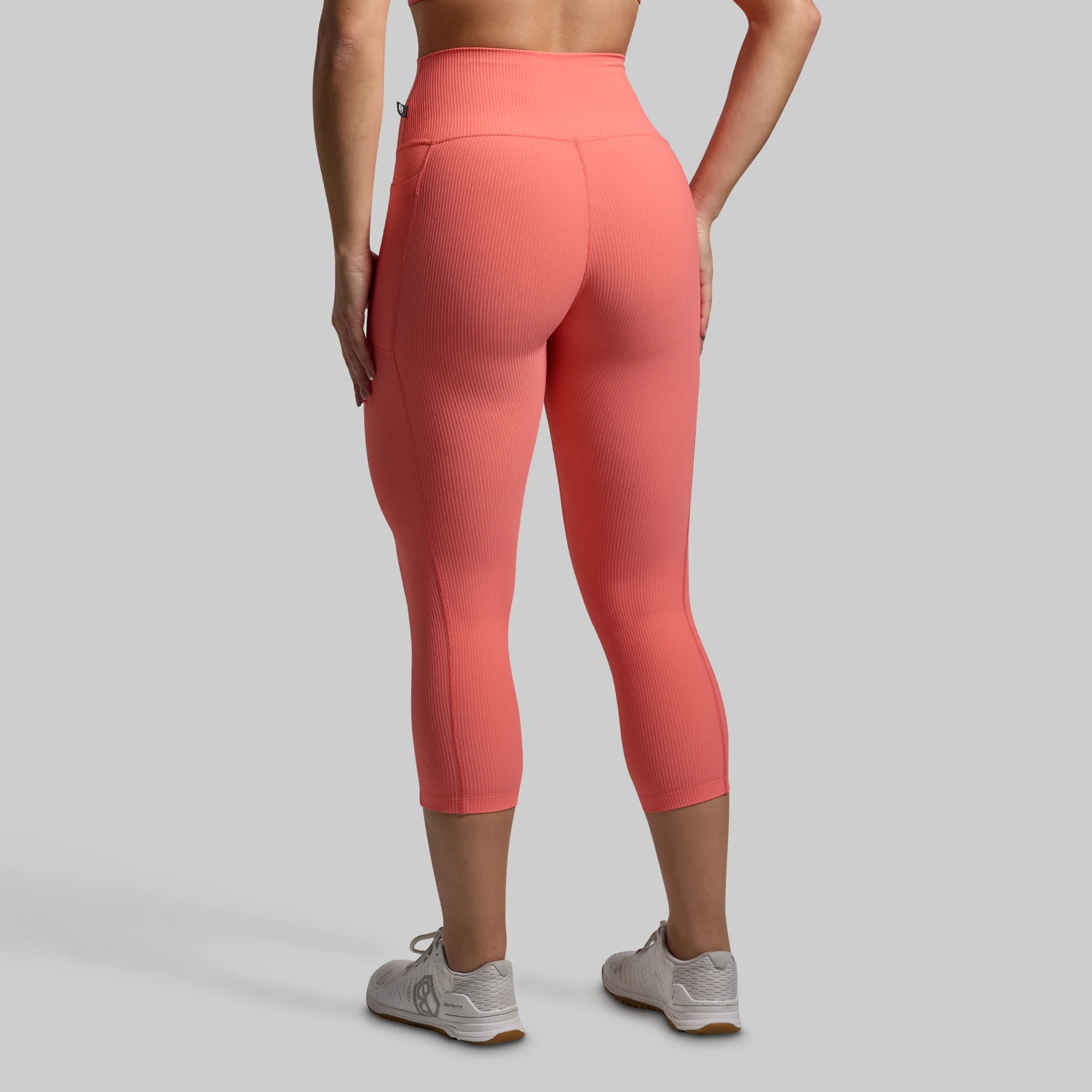 All or Nothing Capri w/ Pockets (Hot Peach)