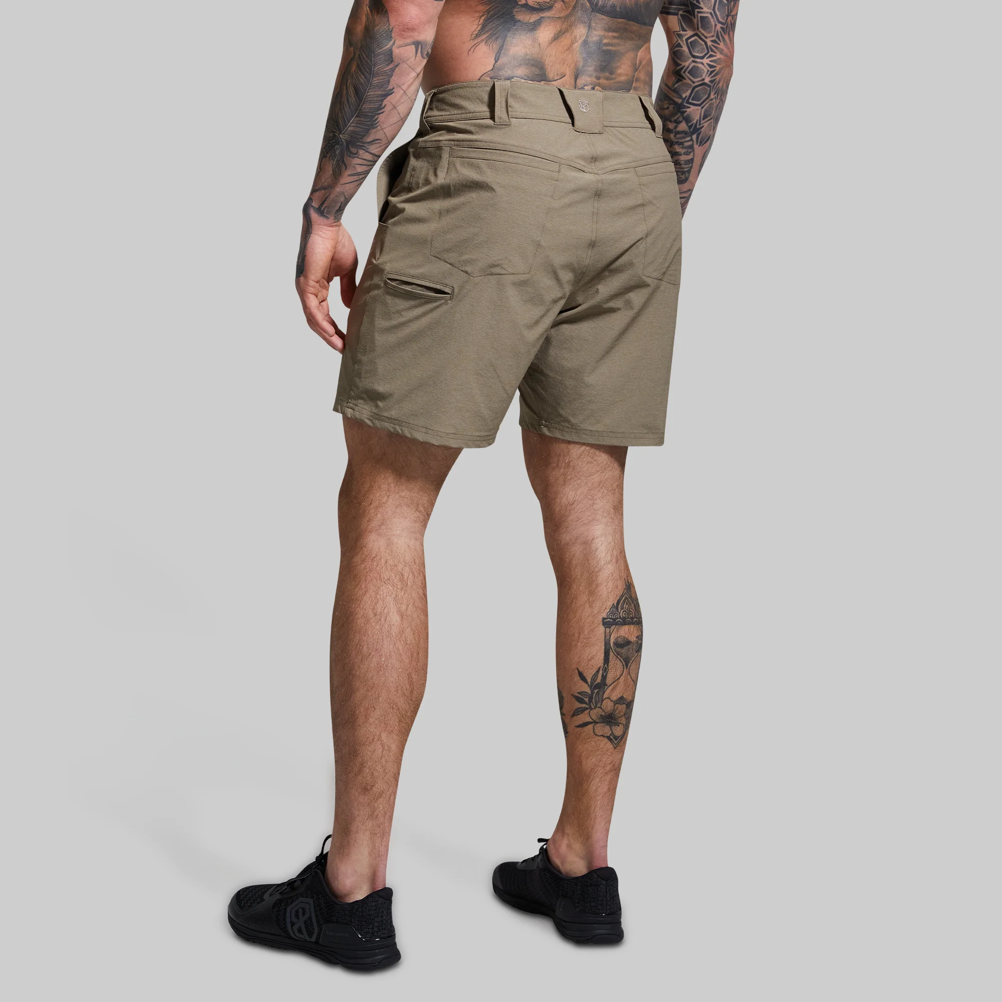 Traverse Short 7 (Khaki)