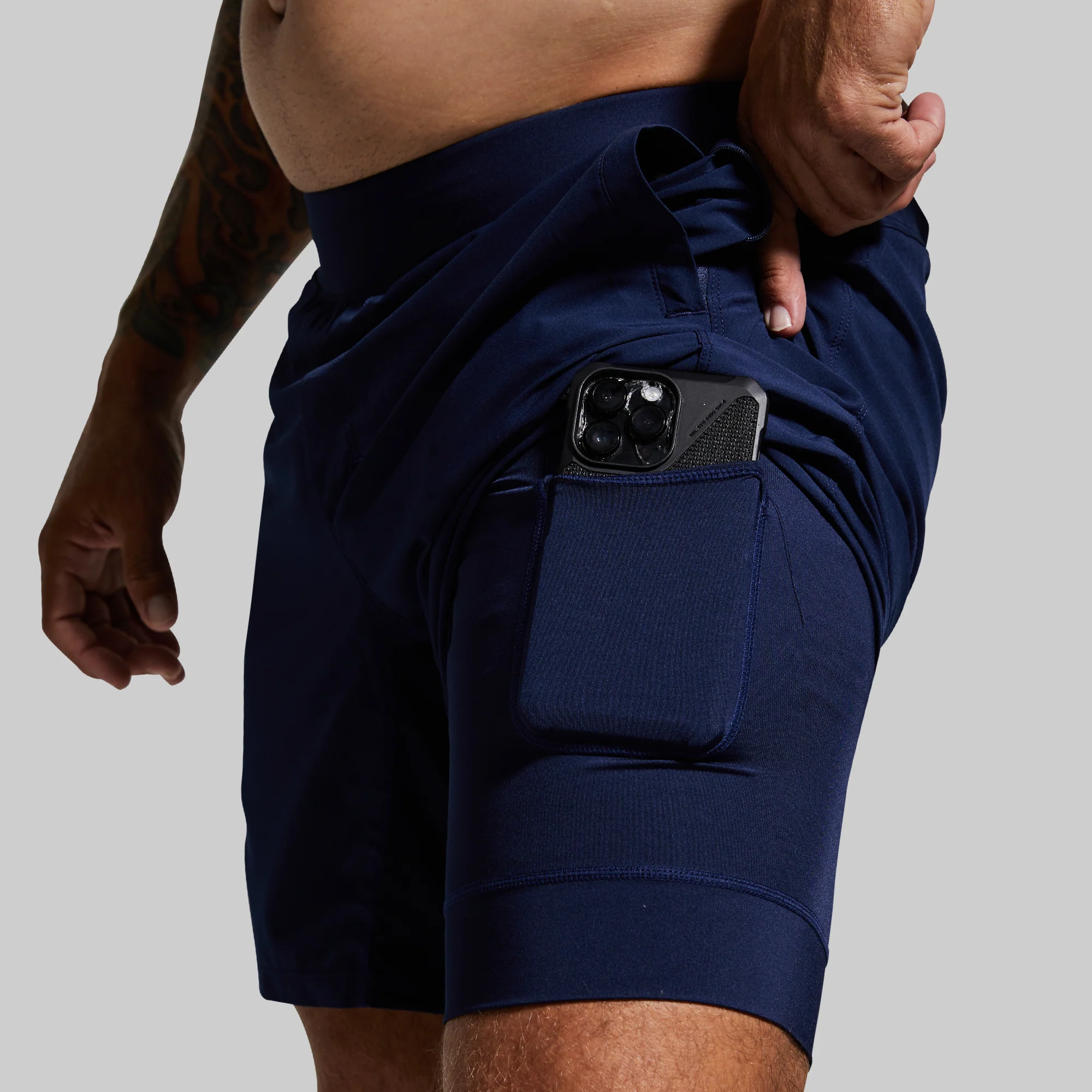 Versatile Short w/ Compression 7 (Navy)