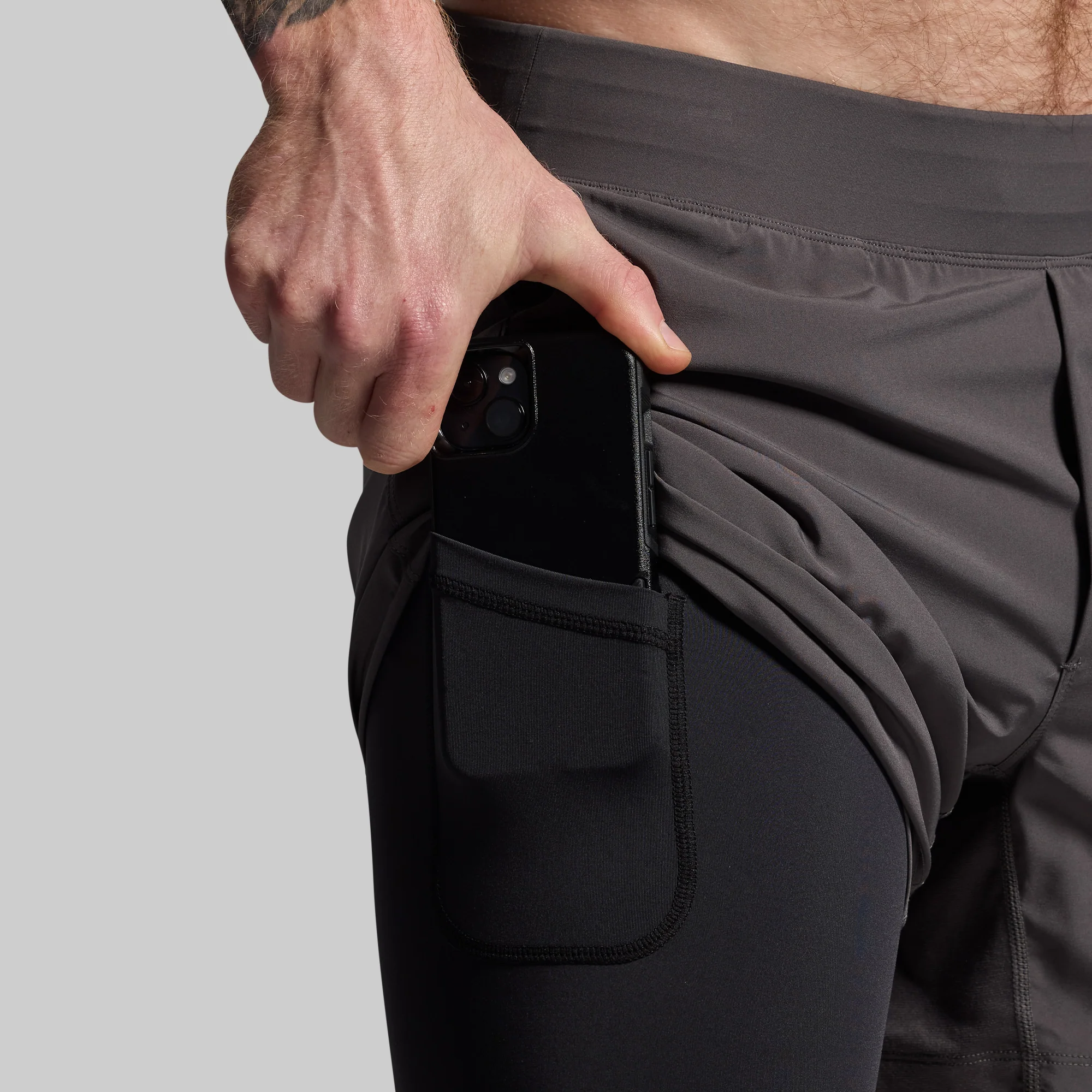 Versatile Short w/ Compression 5 (Gunmetal)