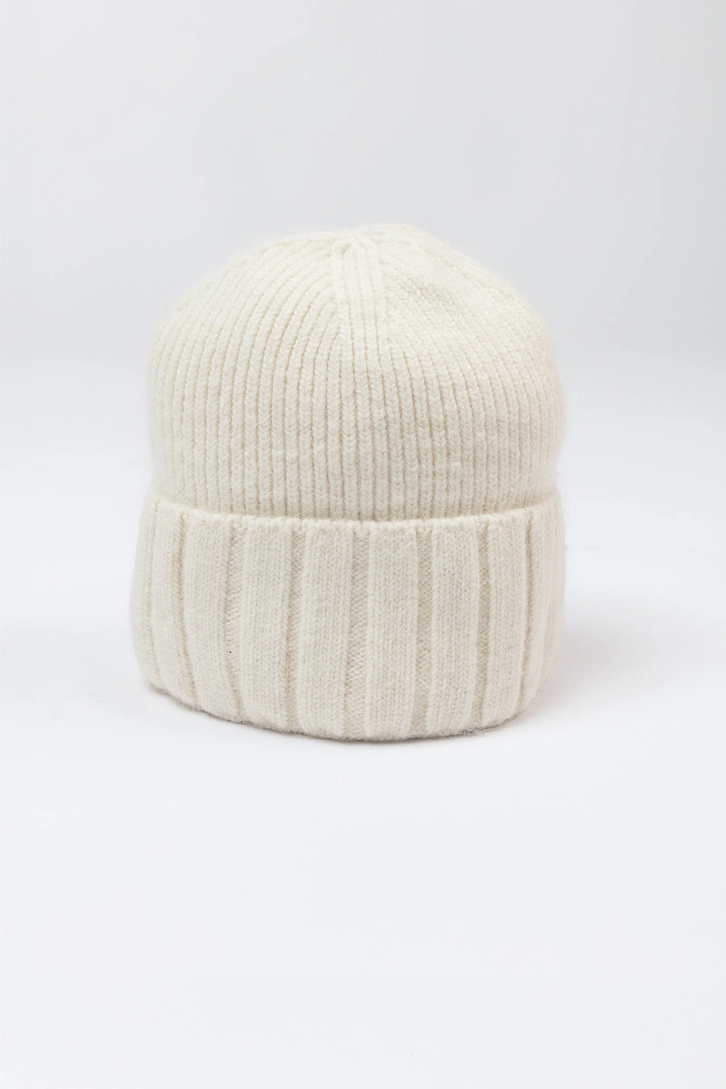 Beanie in Cream