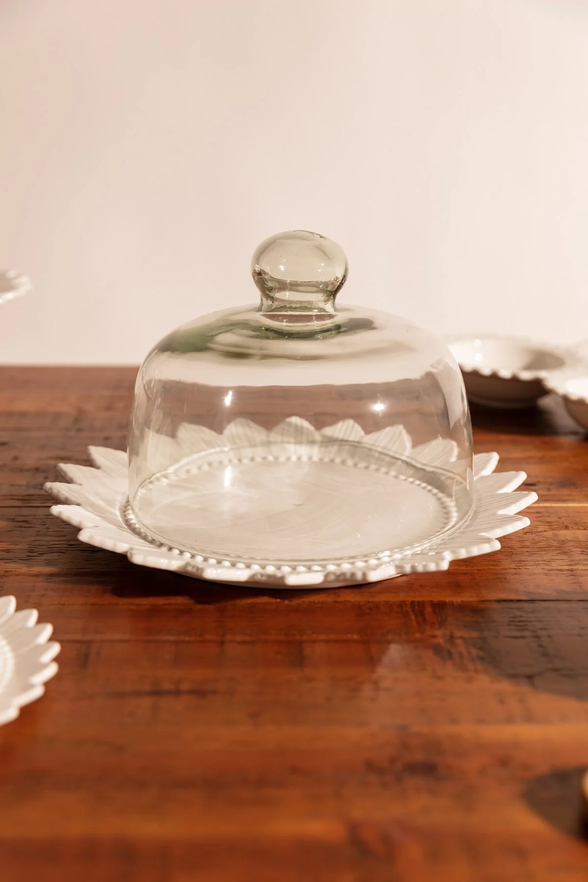 White Ceramic & Glass Cake Dome