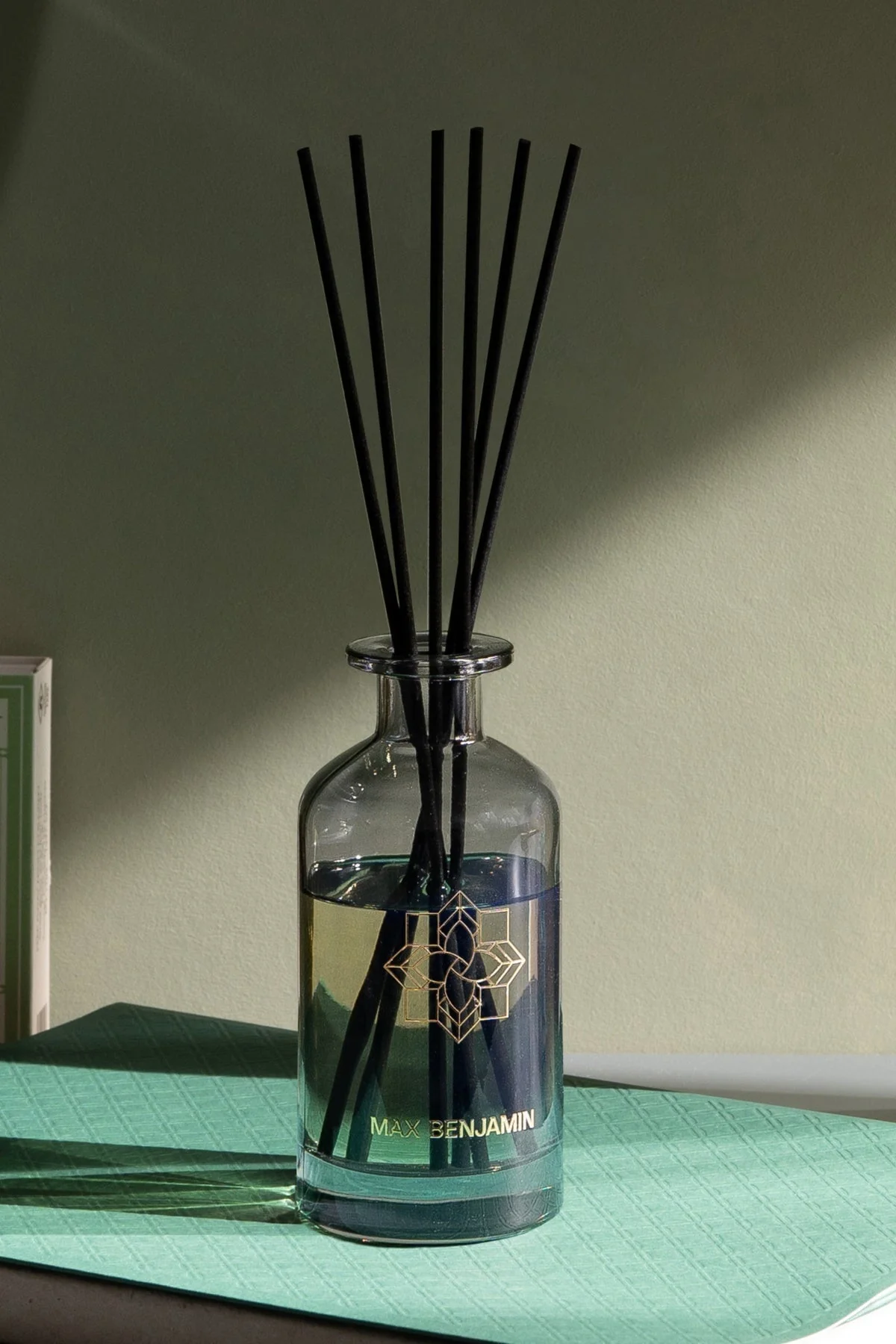 Grapefruit Shores Fragrance Reed Diffuser