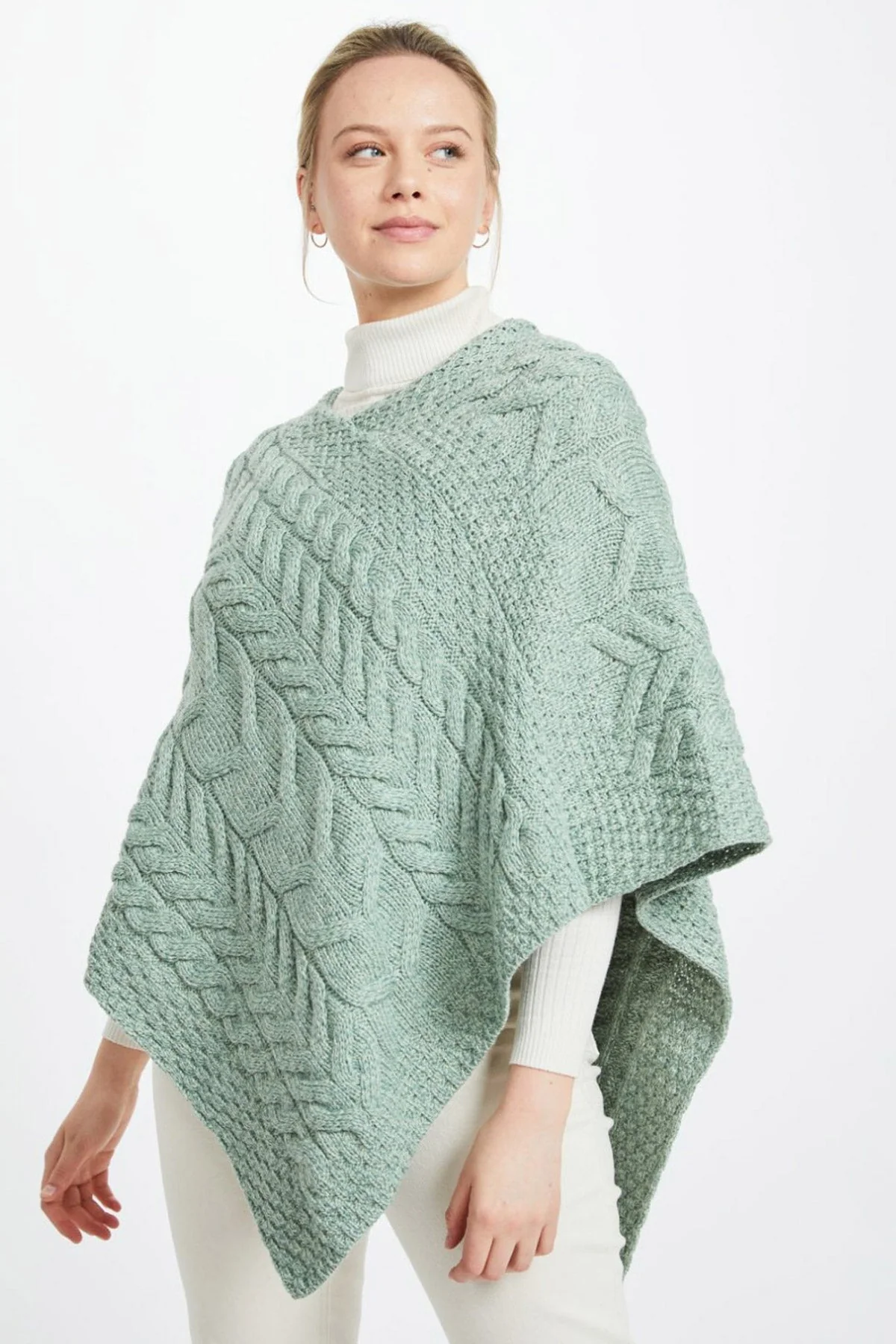 Women's Super Soft Merino Wool Poncho in Mint
