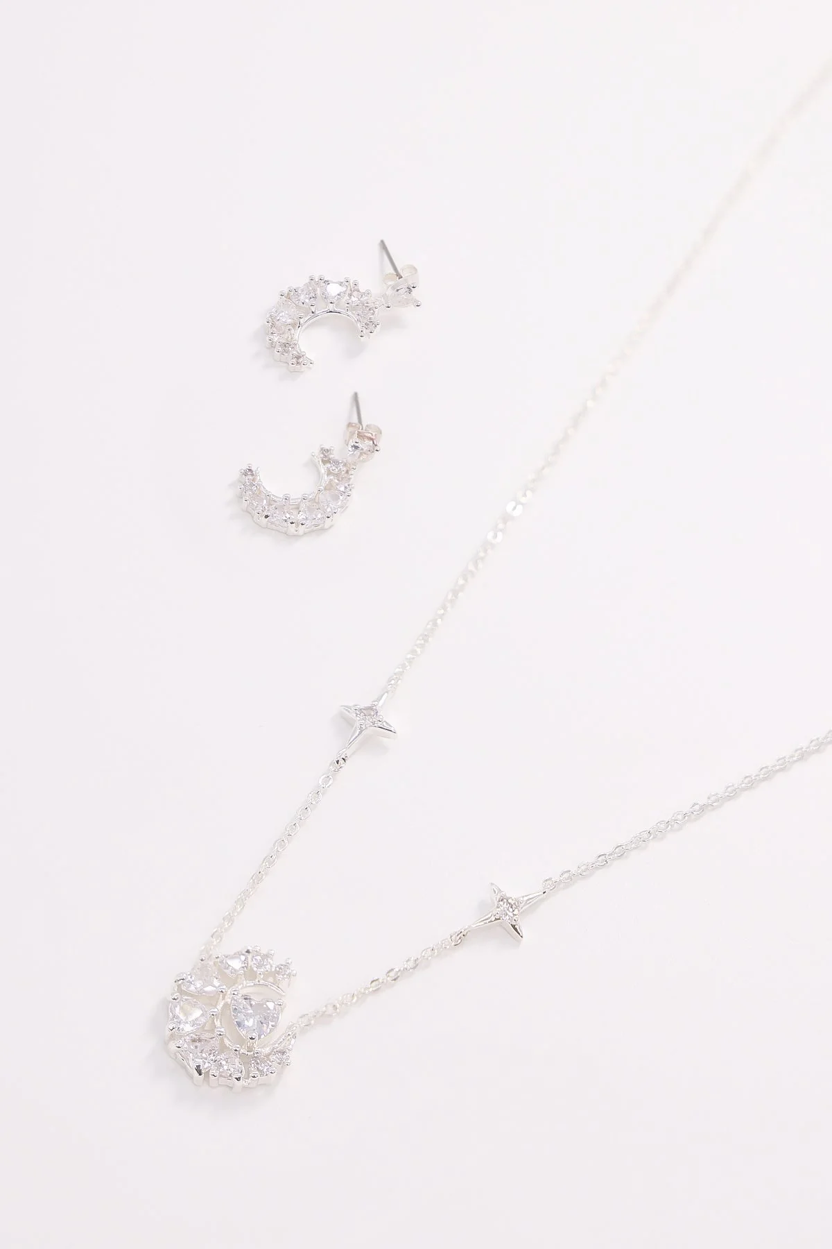 Heart Pendant Necklace in Silver