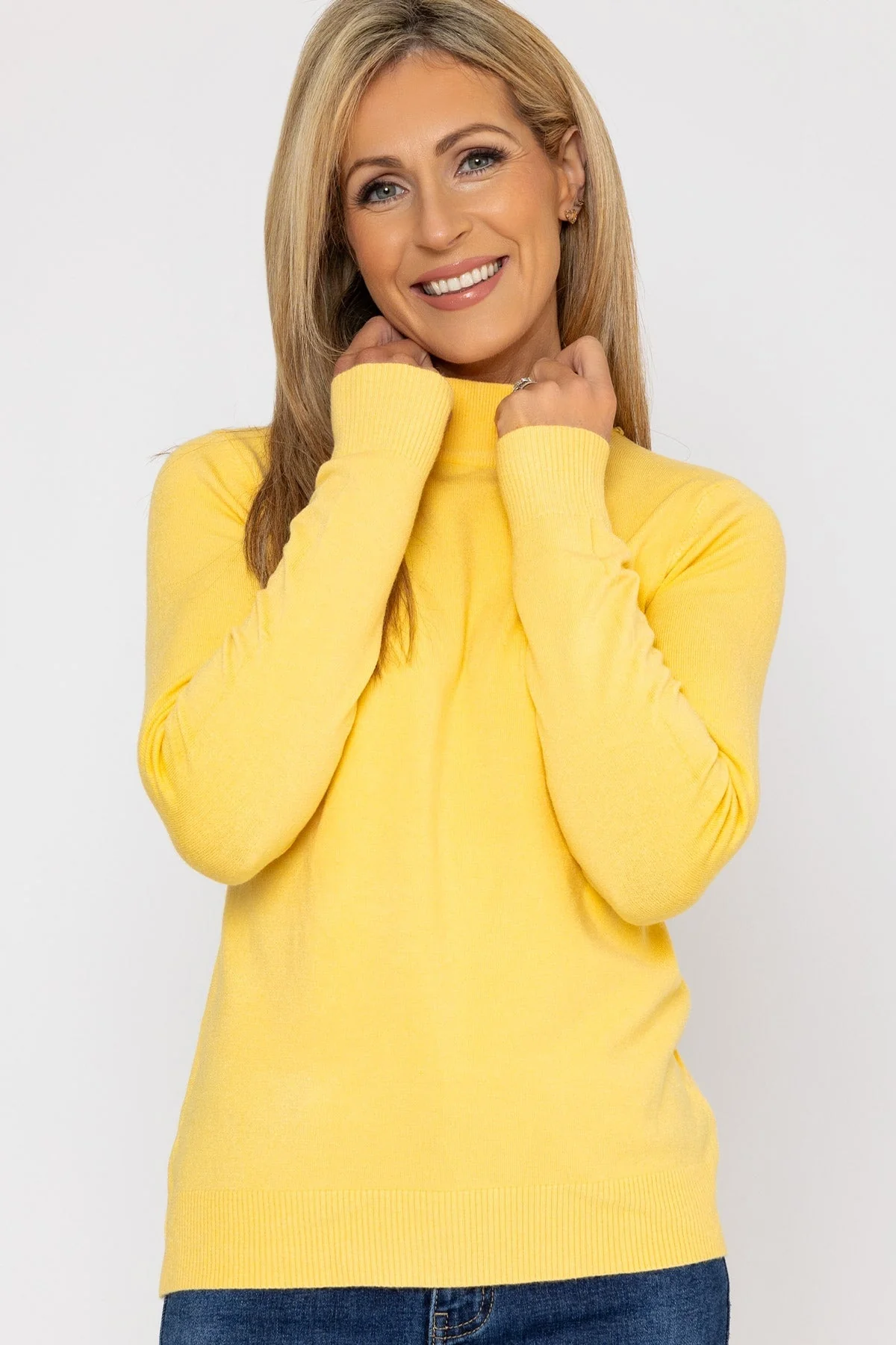 Turtleneck Knit in Yellow