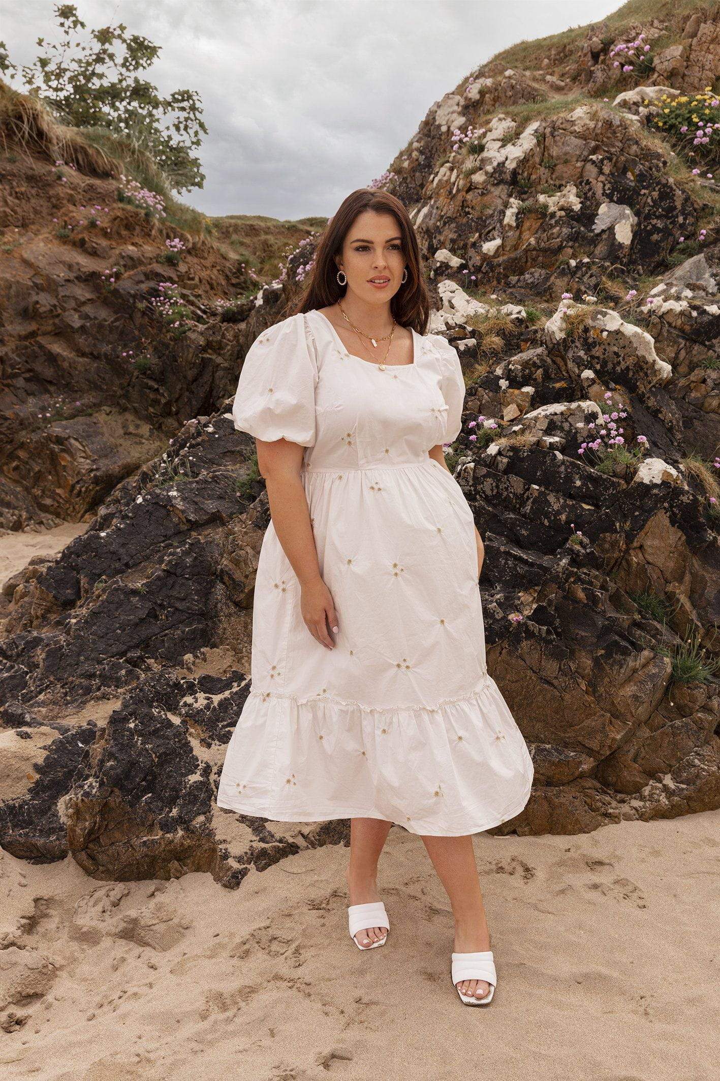 Curve - Petra Midi Dress in White