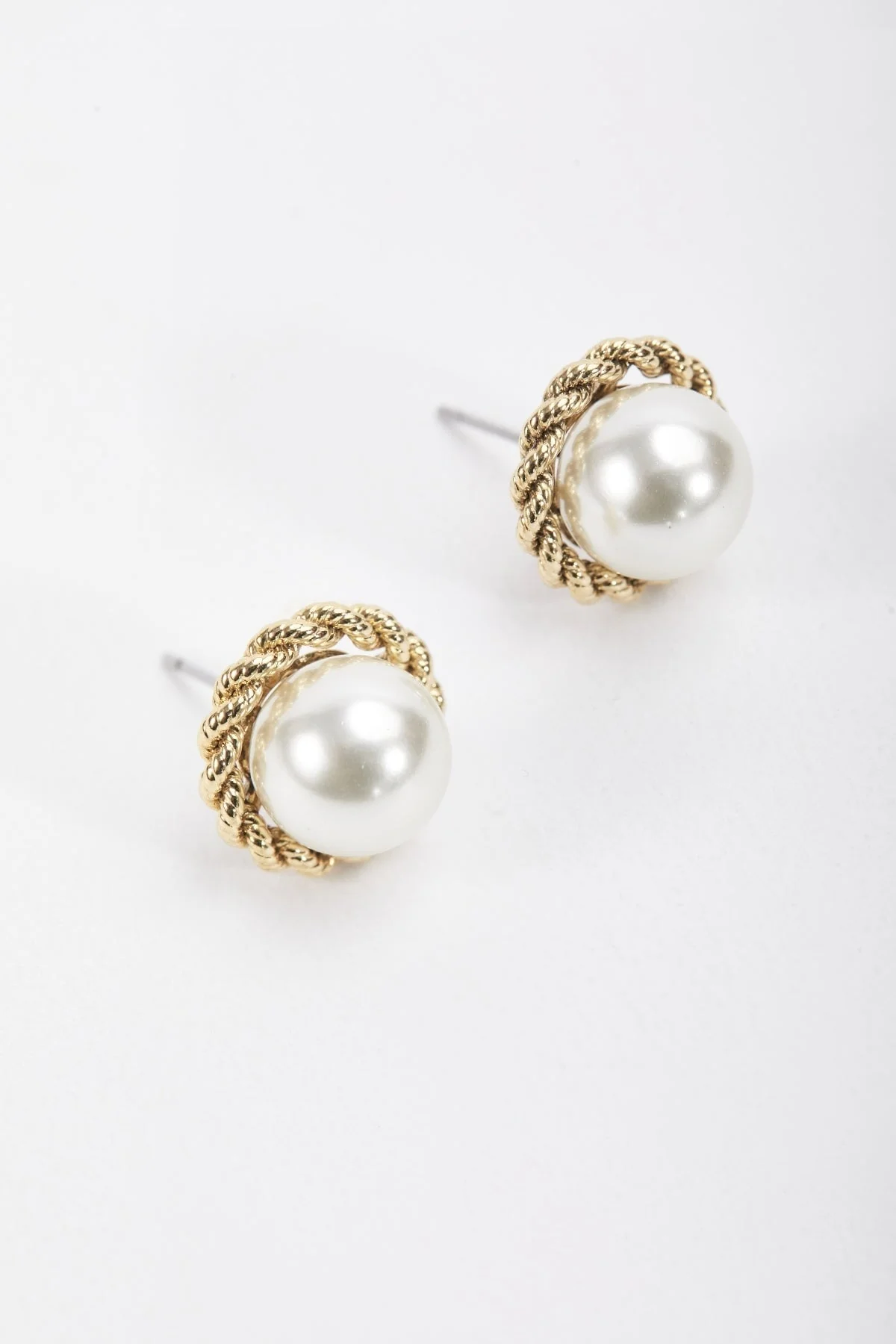 Rope Detail Pearl Earrings