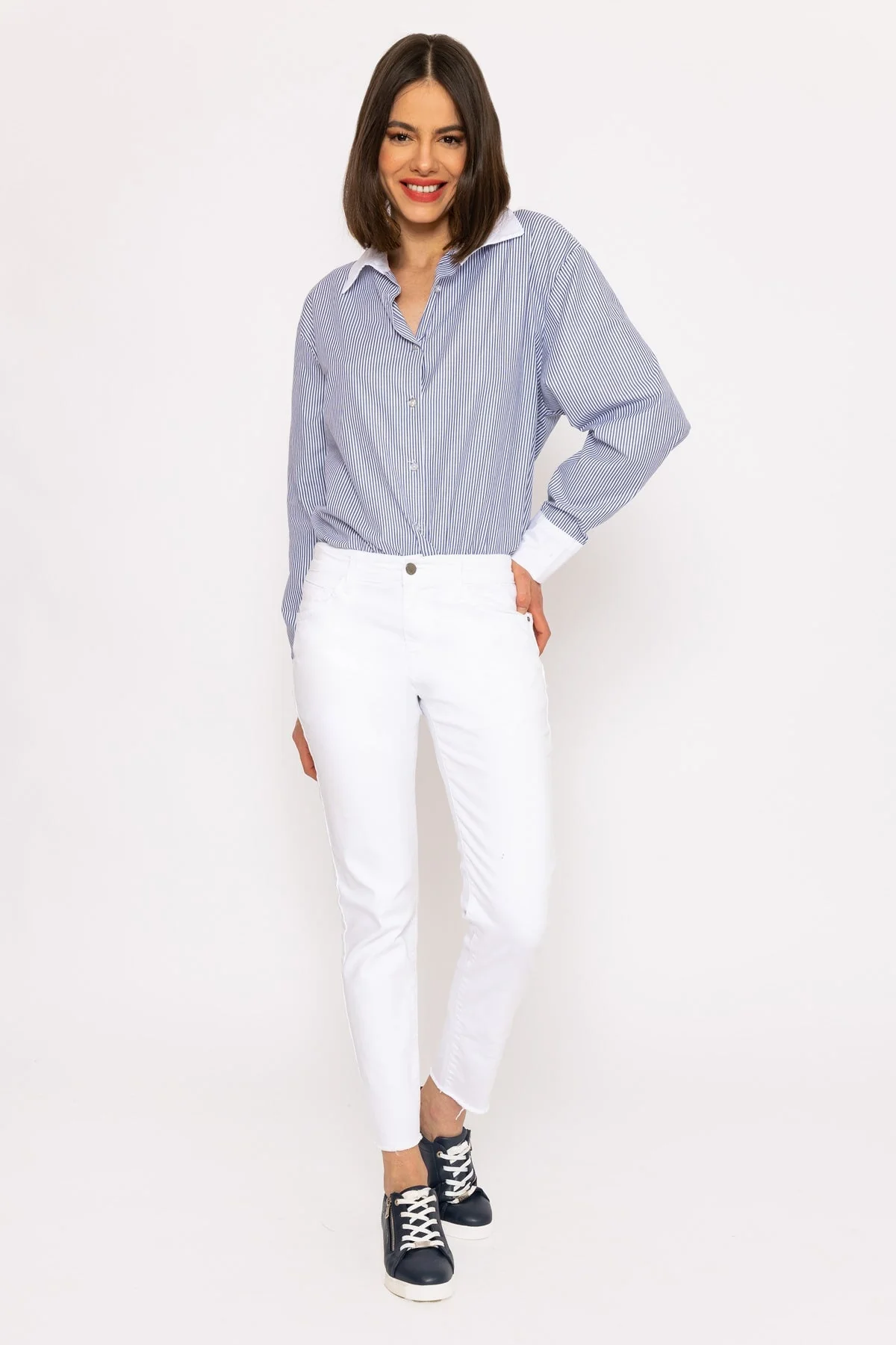 Frayed Hem Jeans in White