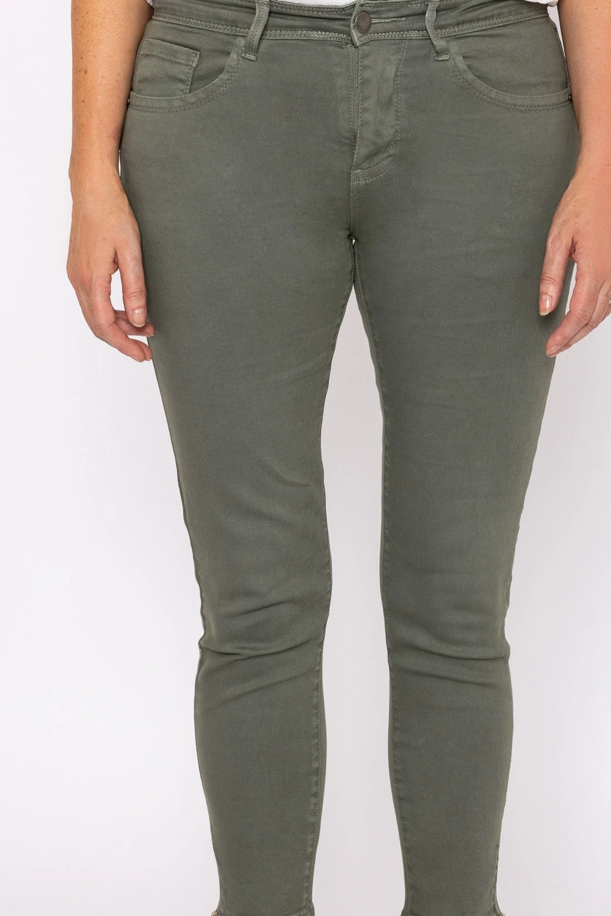 Short Zip Jeans in Khaki