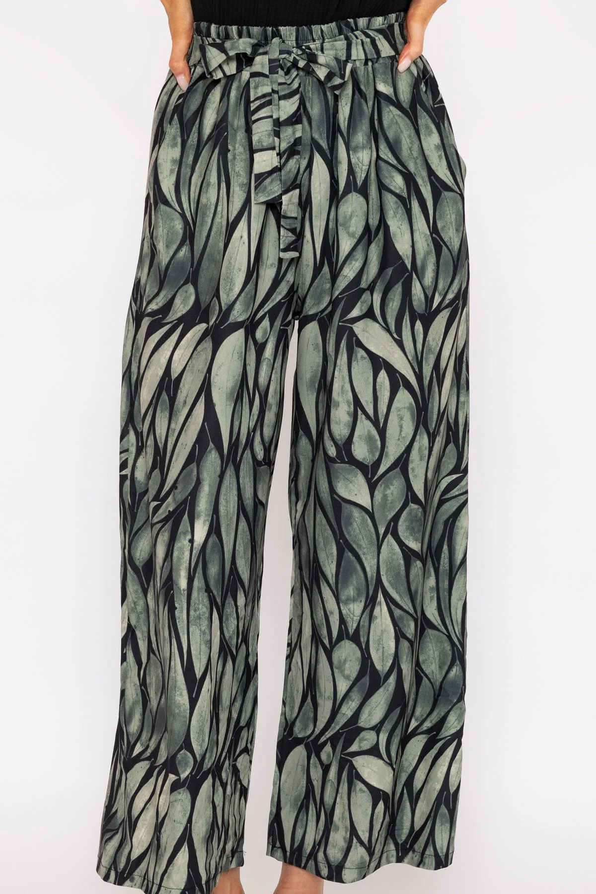 Belted Trousers in Khaki Print