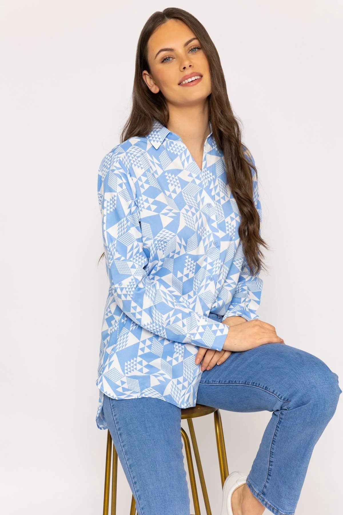 Blouse in Blue Geo Print