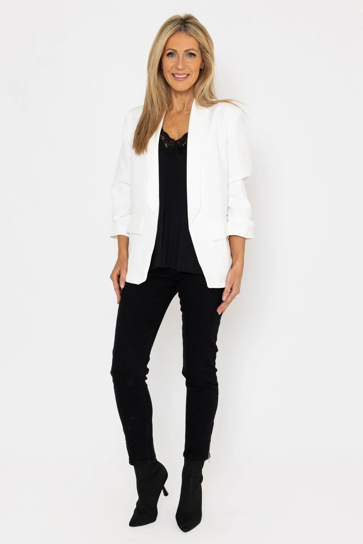 Classic Blazer in Ecru