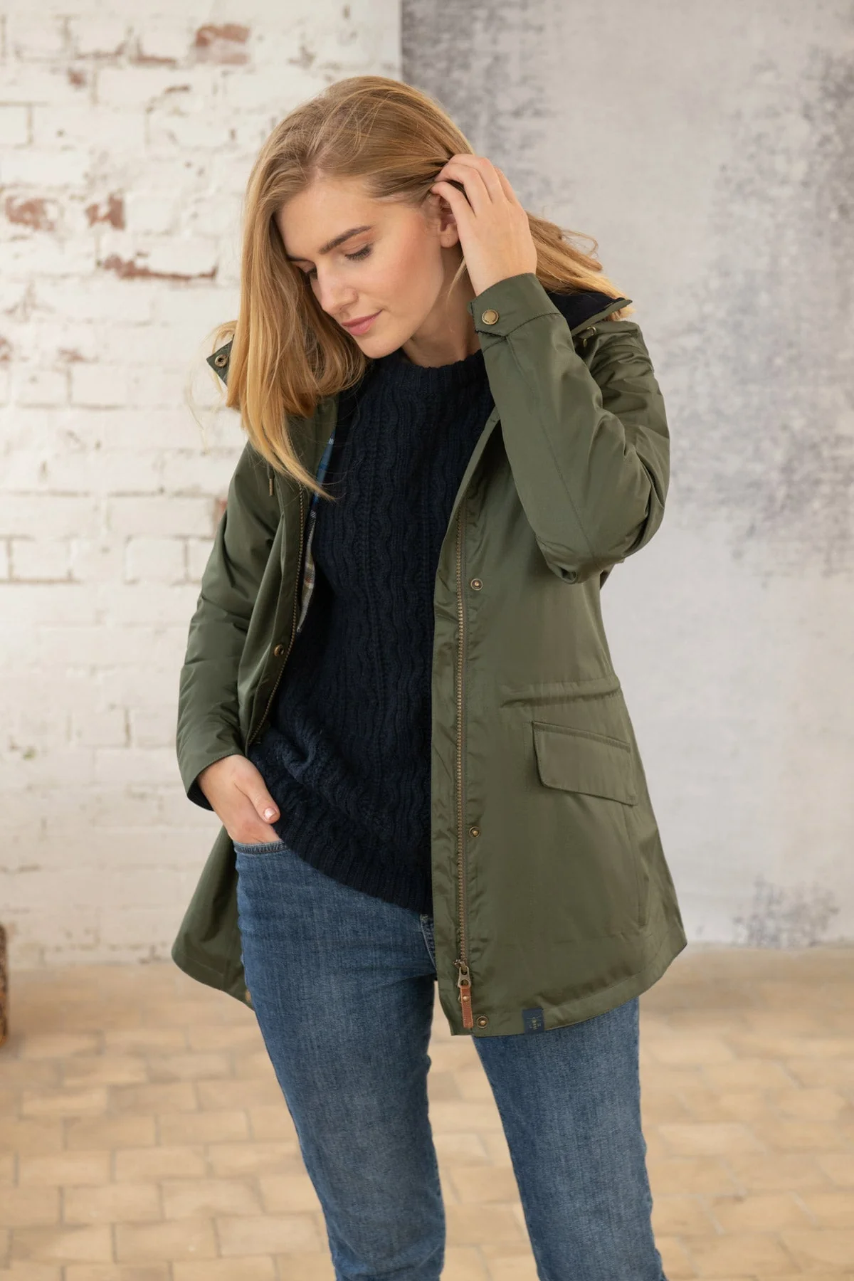 Kendal Waterproof Raincoat in Forest