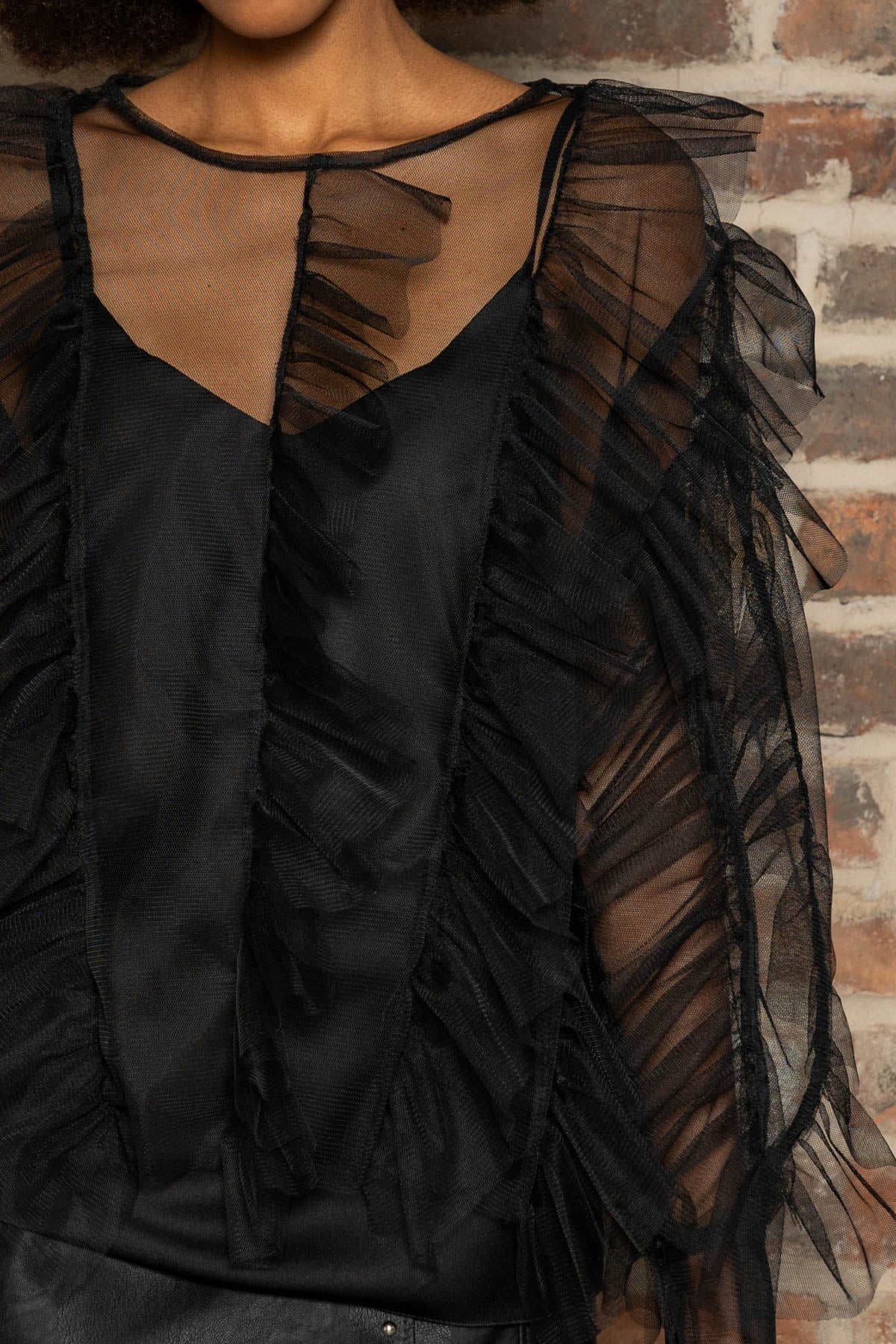 Naomi Organza Blouse in Black