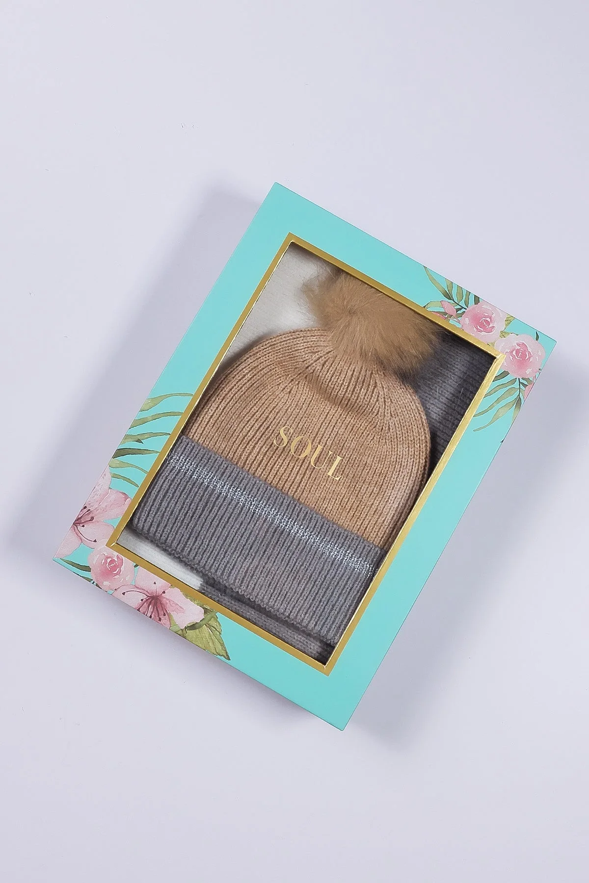 Stripe Panel Scarf And Beanie in Camel