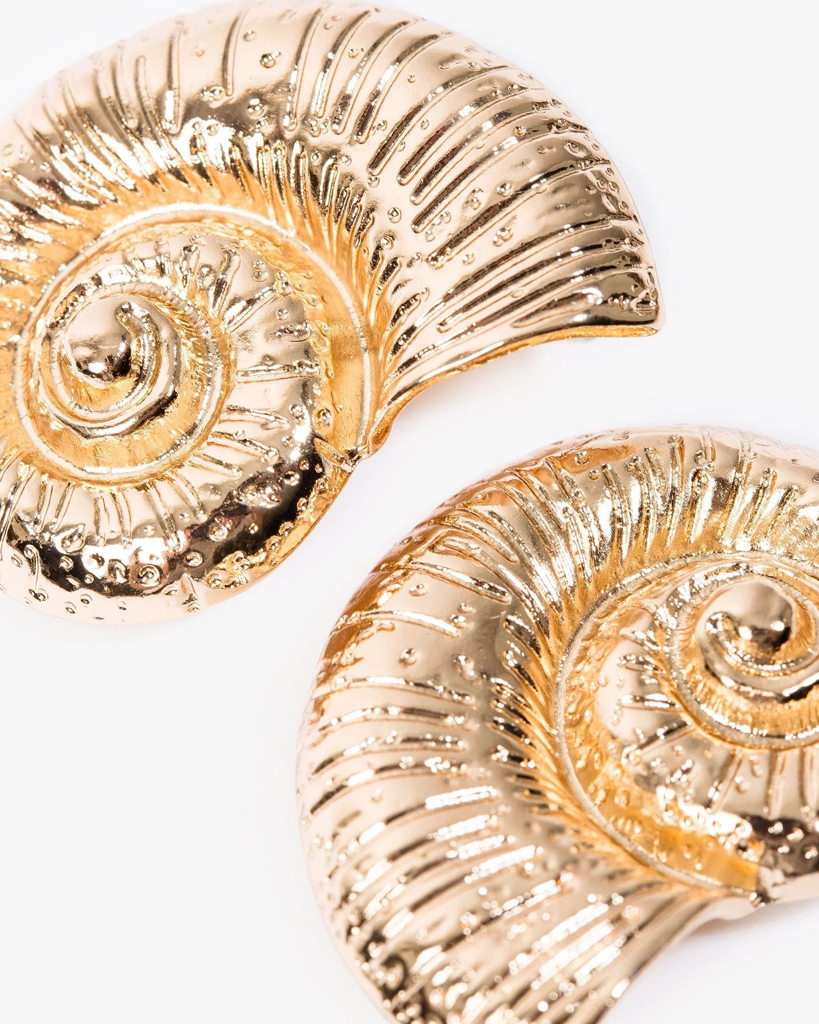 Gold Swirl Beach Icon Stud Earrings