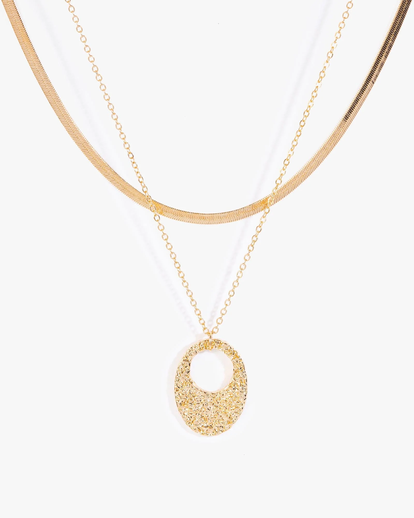 Gold Oval Pendant Necklace