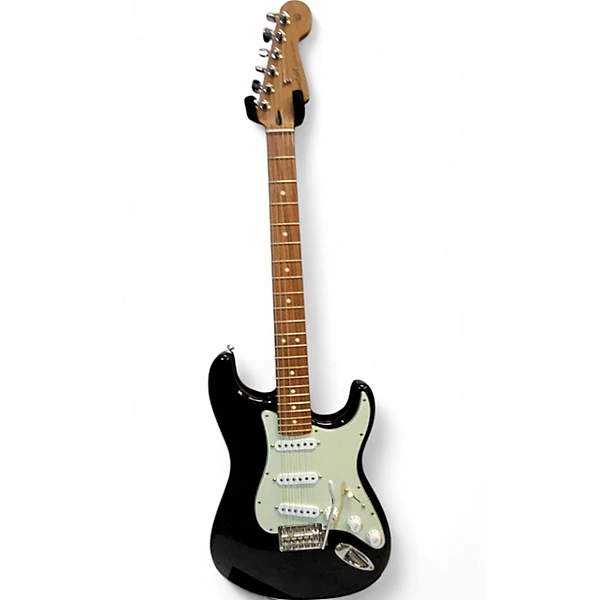 Fender Player Stratocaster Solid Body Electric Guitar