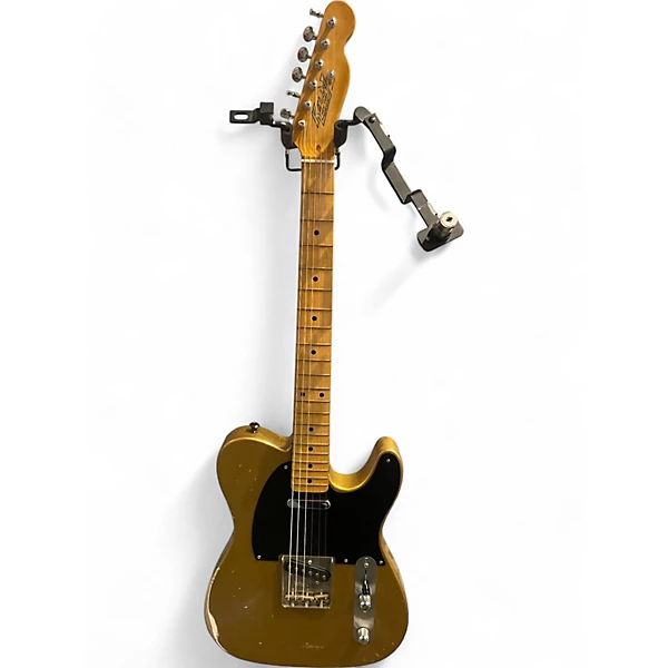 See Used Guitars in Guitar Center Queens