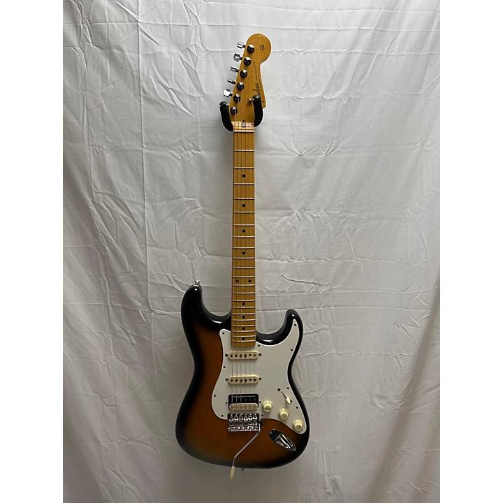 Fender Jv Modified Stratocaster Solid Body Electric Guitar.gc