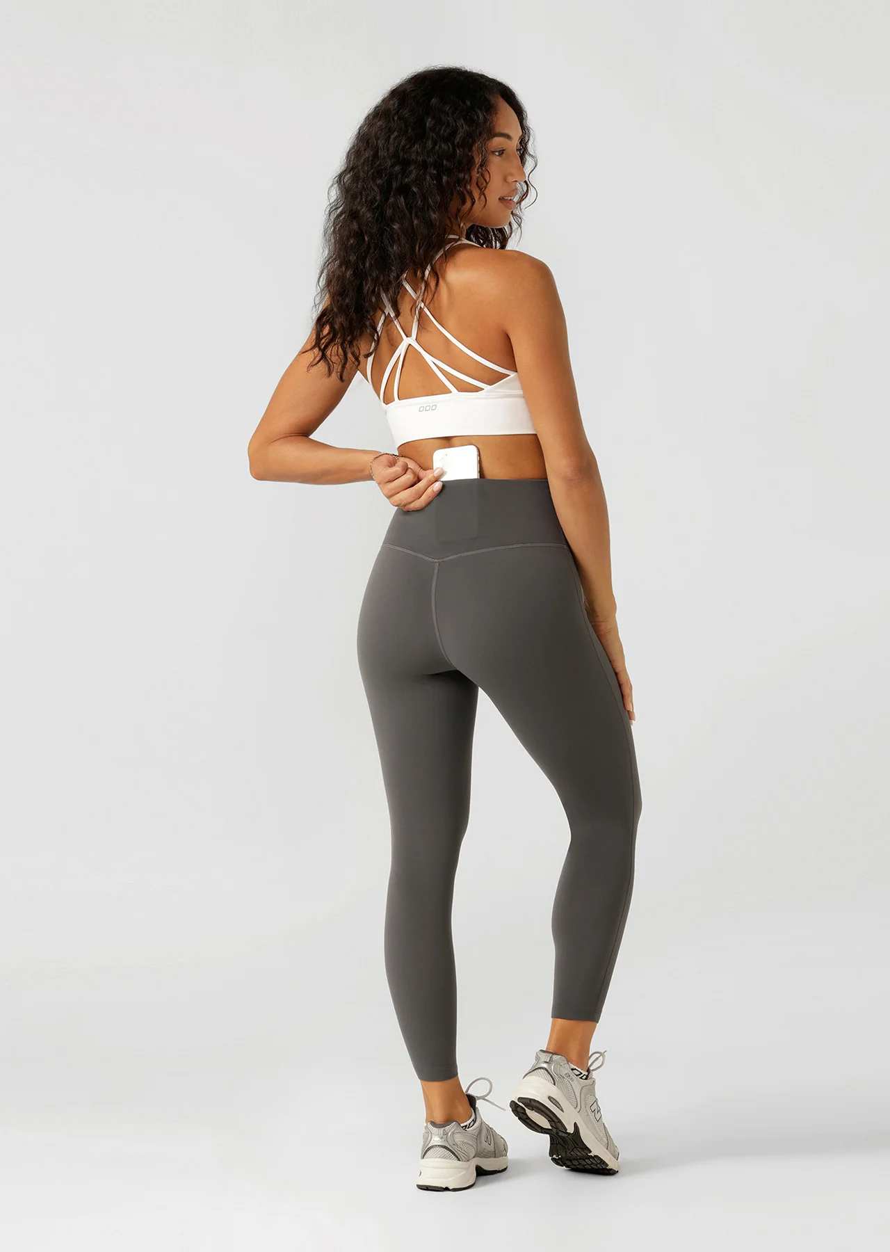 Lotus No Chafe Phone Pocket Ankle Biter Leggings