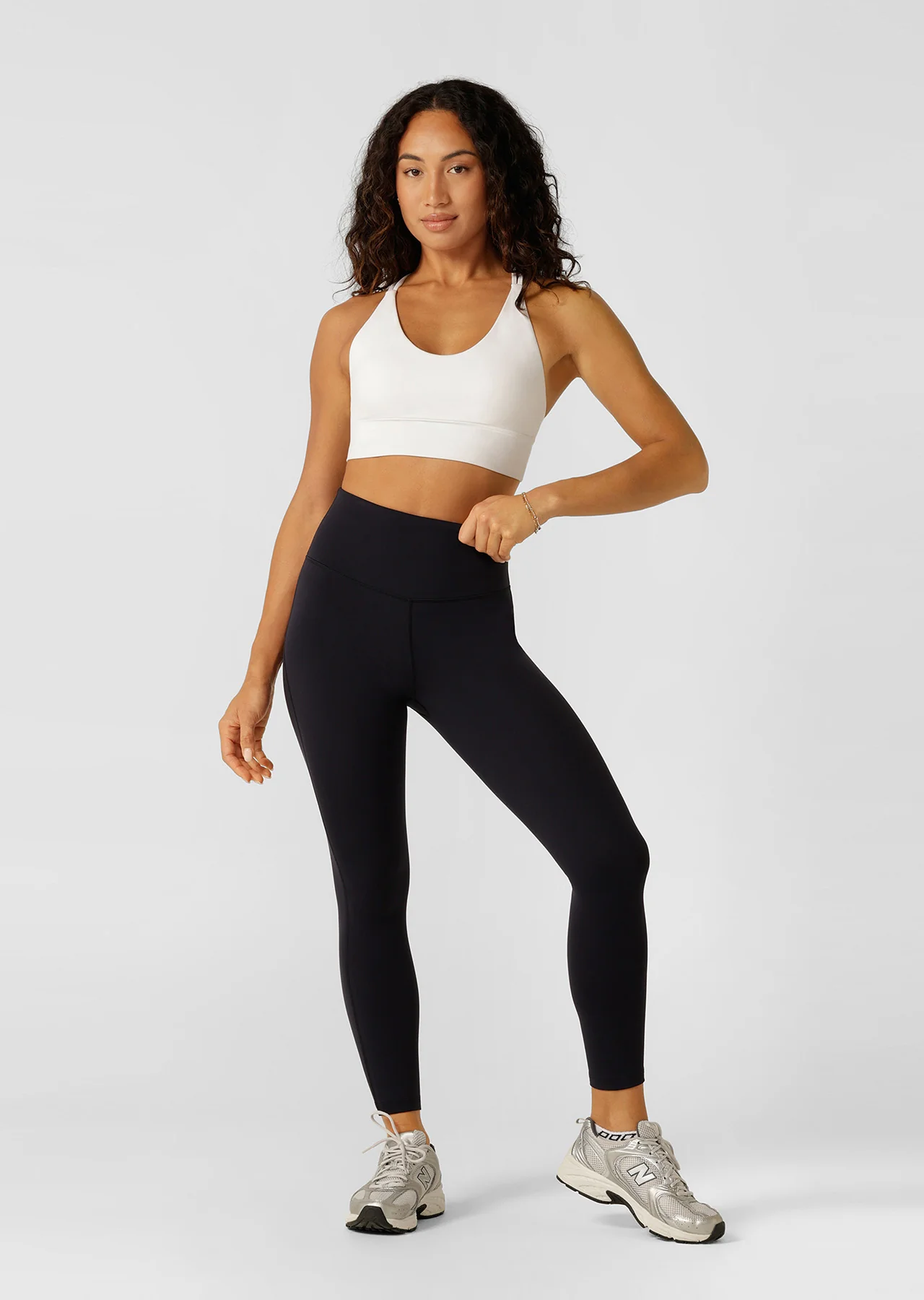 Lotus No Chafe Phone Pocket Ankle Biter Leggings