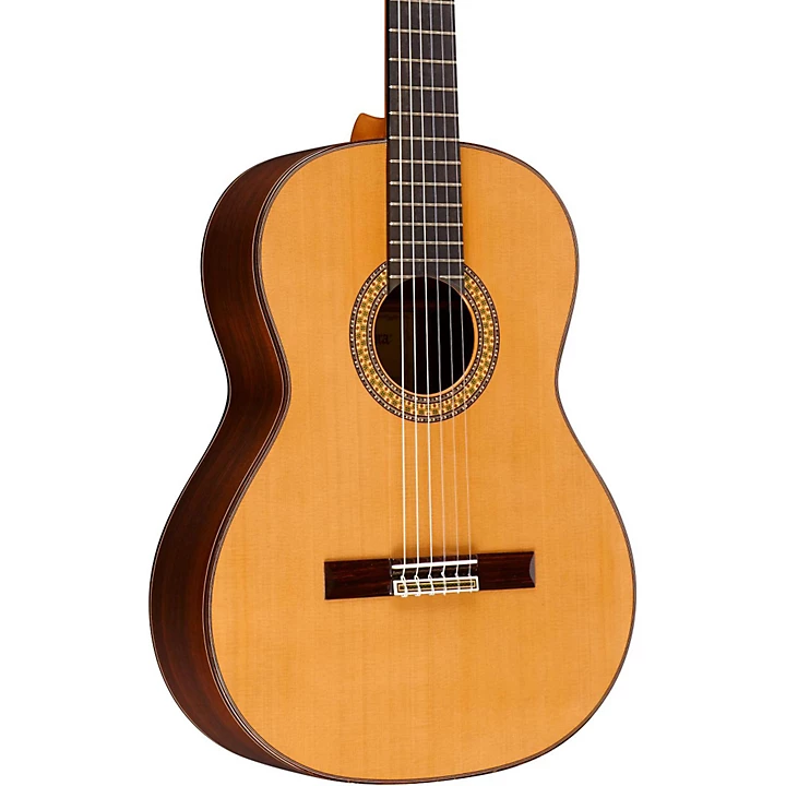 9 P Classical Acoustic Guitar Gloss Natural
