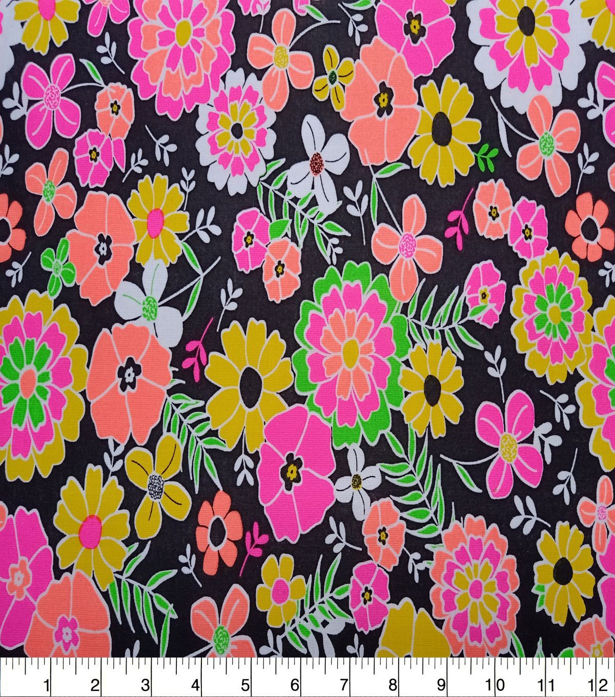 Large Floral Quilt Cotton Fabric by Quilter's Showcase