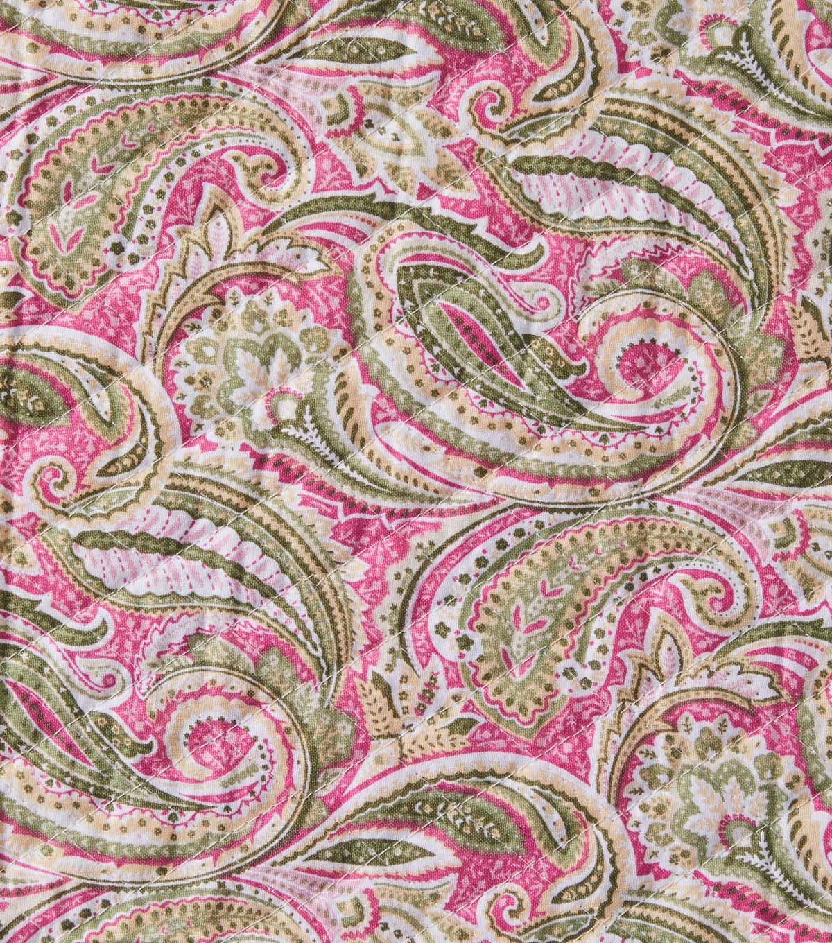 Fabric Traditions Floral Bouquets on Cream Double Faced Quilt Fabric