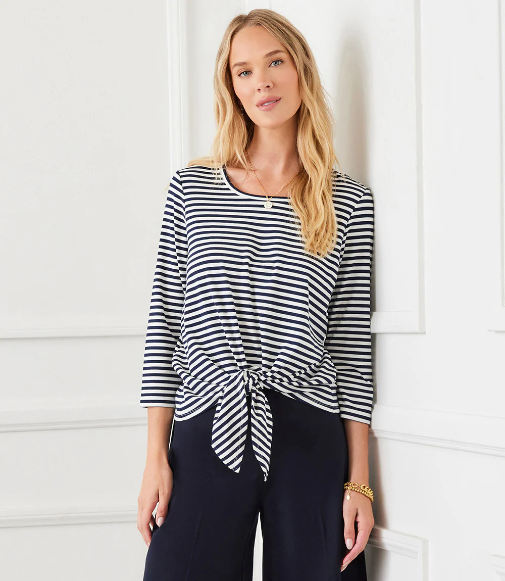 3/4 Sleeve Tie Front Top