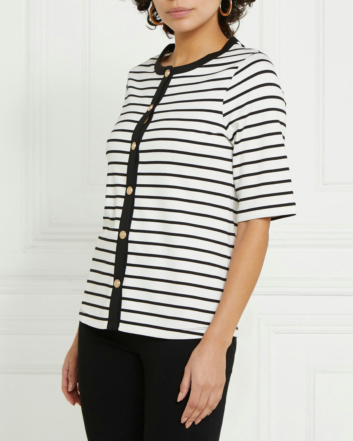 Gallery Stripe Button Detail Top