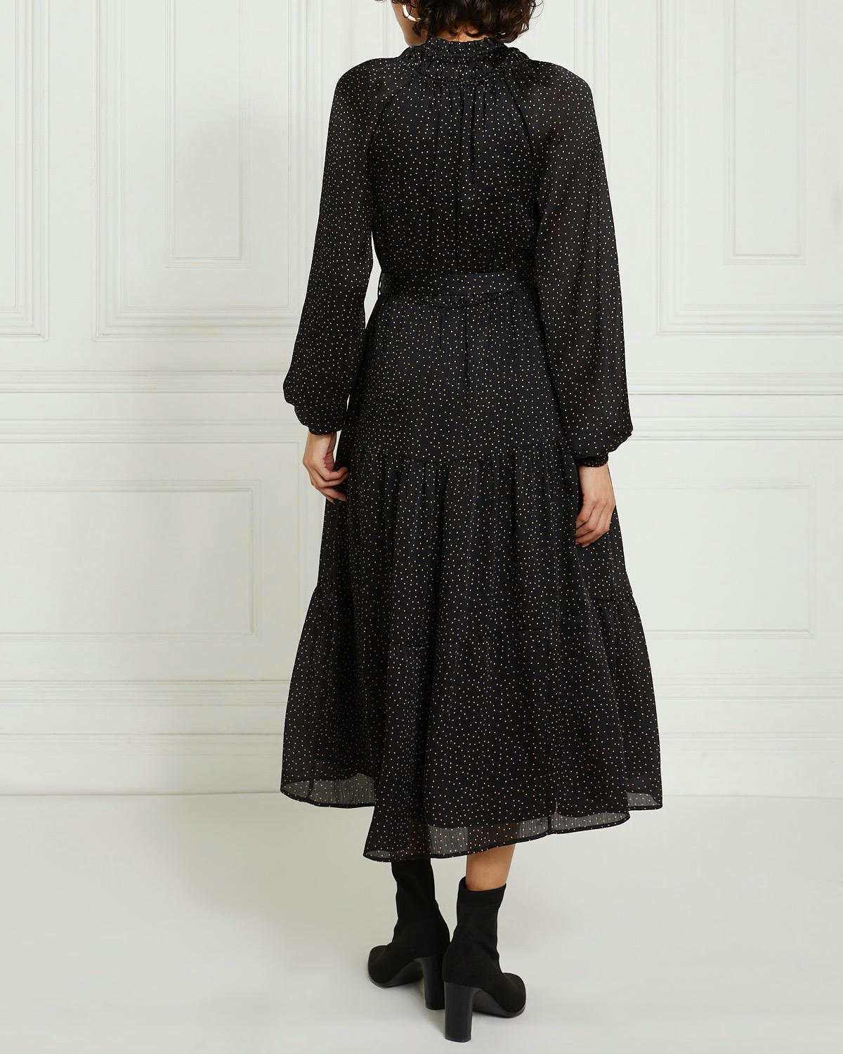 Gallery Ruffle Collar Midi Dress