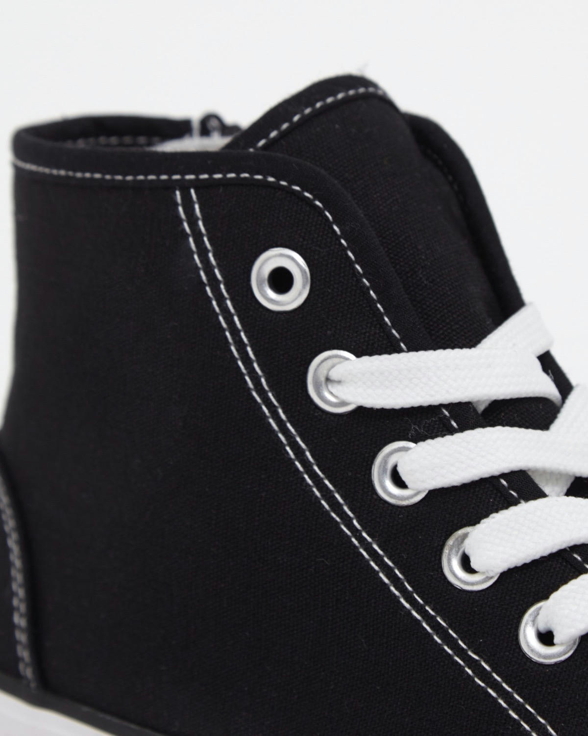 High Top Trainers (Size 8-5)