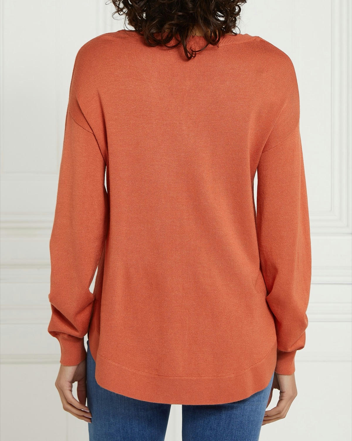 Gallery V-Neck Round Hem Jumper