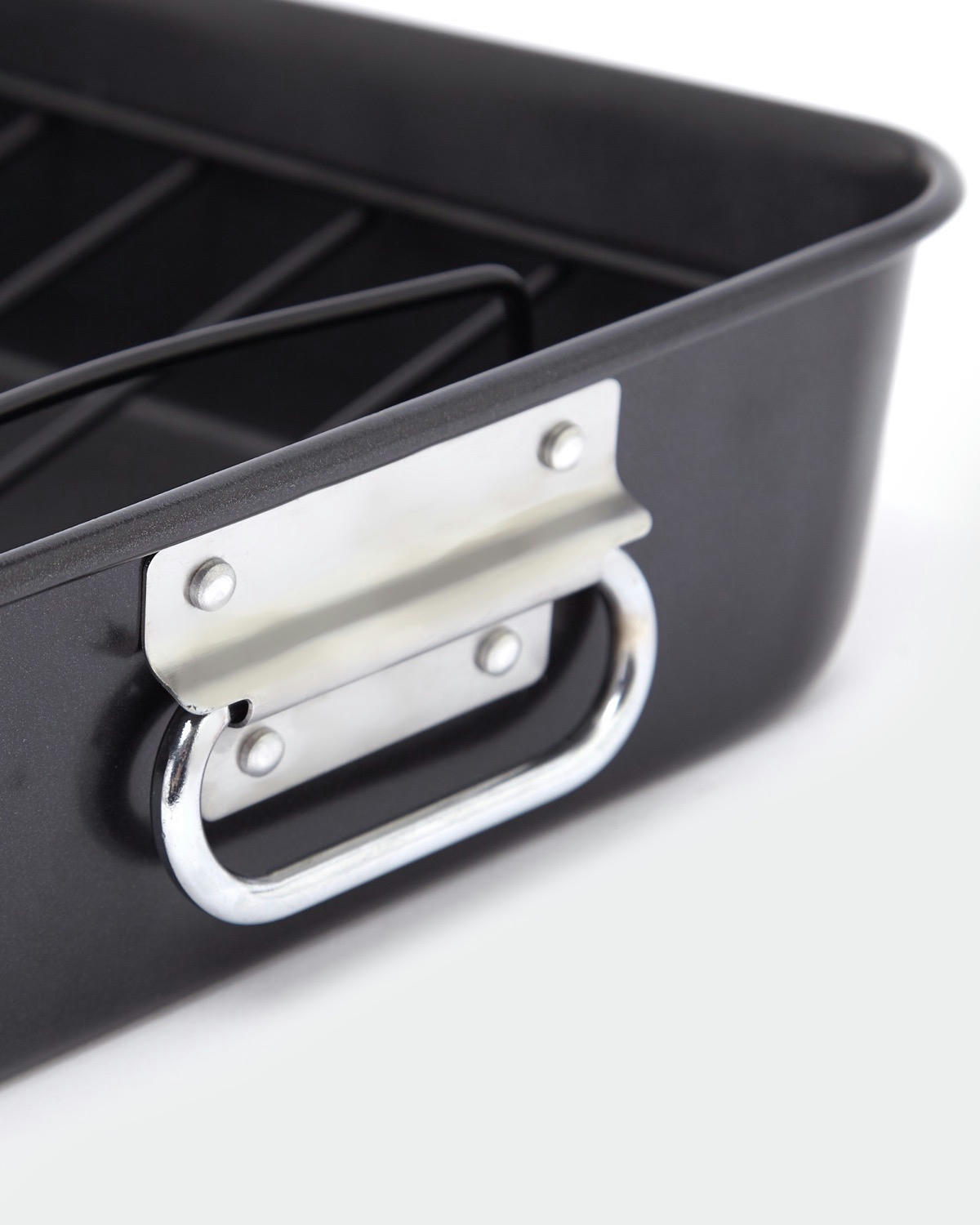 Neven Maguire Roaster With V Rack