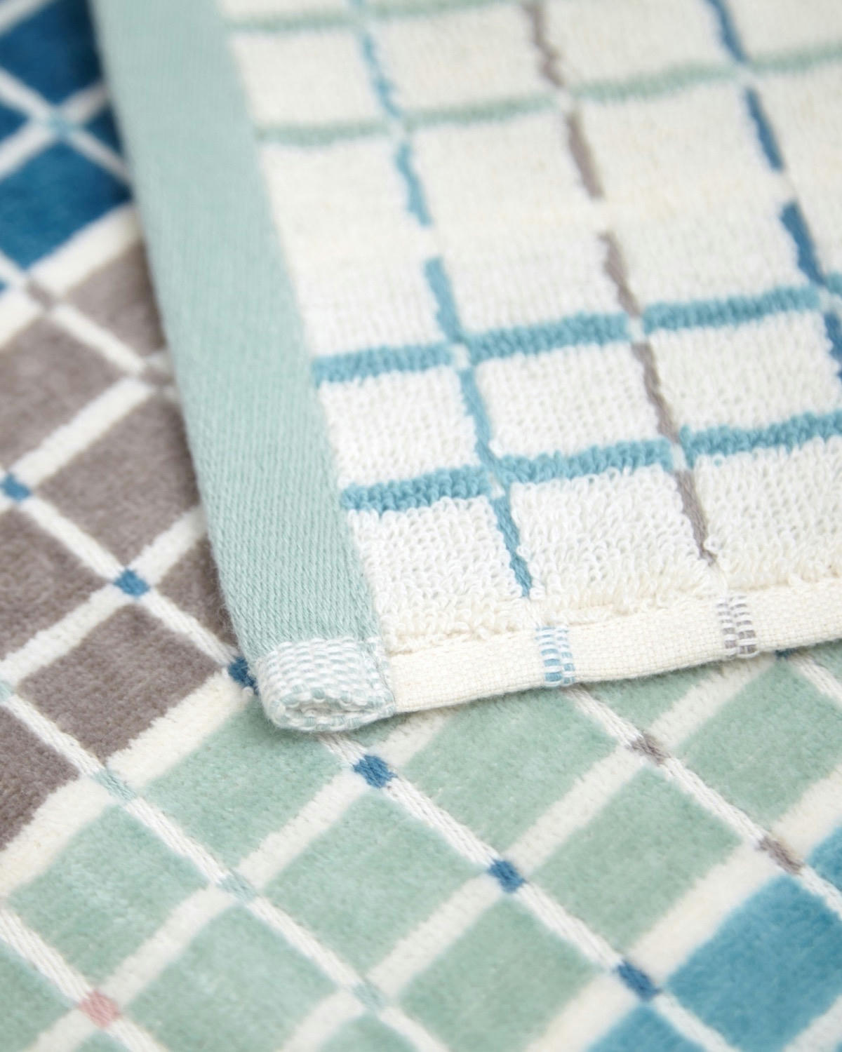 Carolyn Donnelly Eclectic Grid Towel