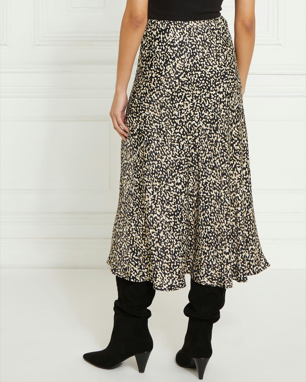 Gallery Printed Satin Midi Skirt