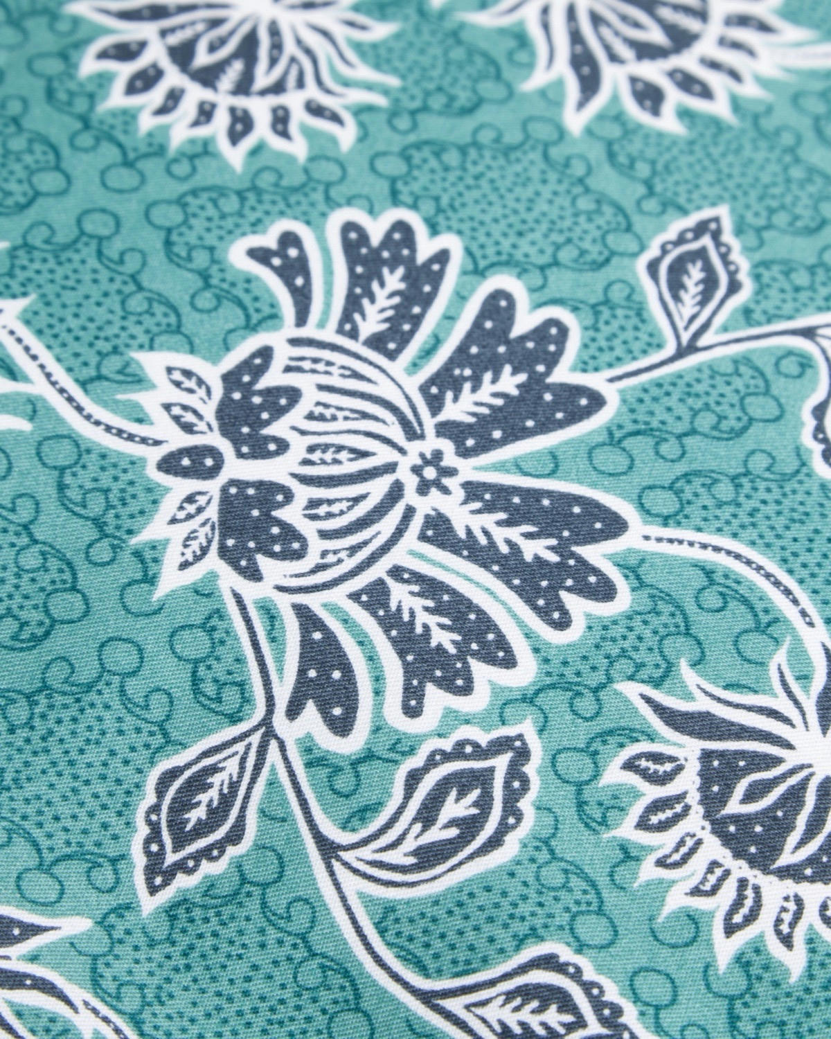 Carolyn Donnelly Eclectic Vine Floral Bed