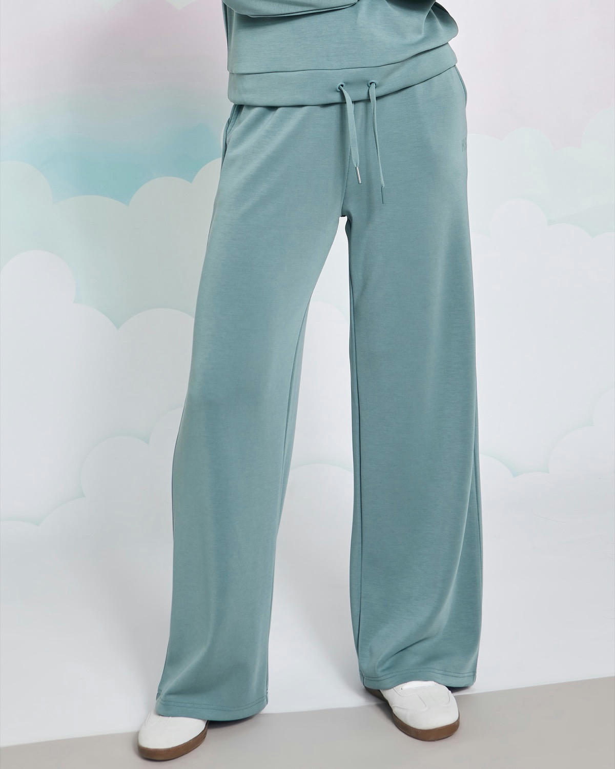 Helen Steele Sage Soft Touch Wide Leg Joggers