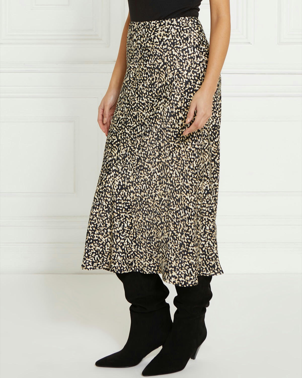 Gallery Printed Satin Midi Skirt
