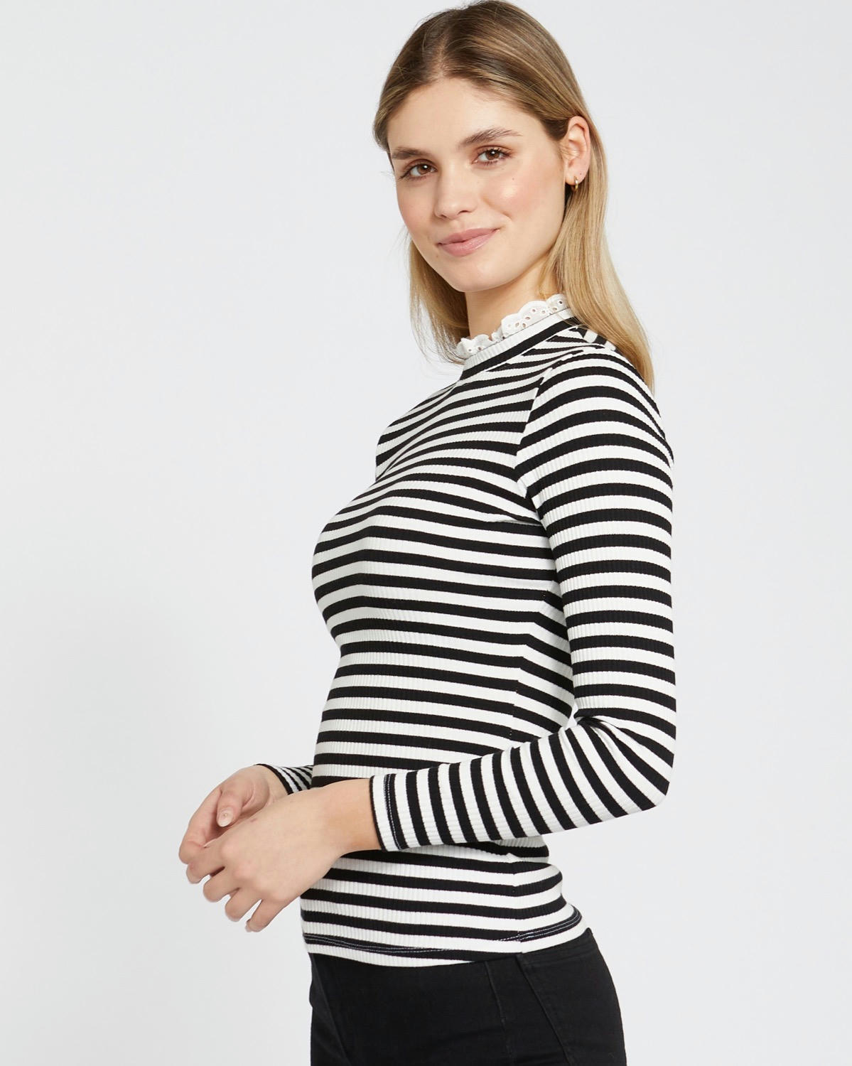 Savida Cara Lace Top