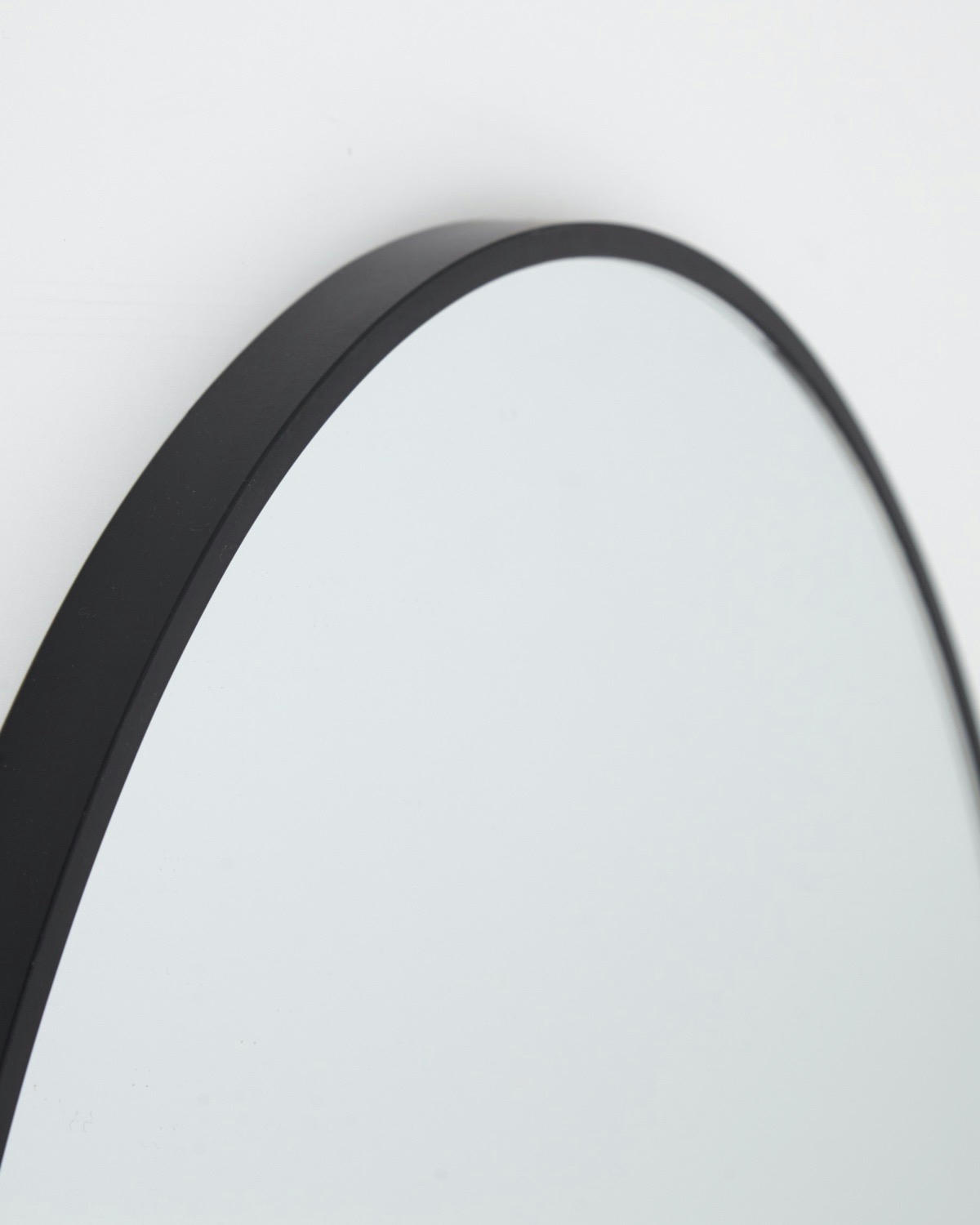 Oval Frame Mirror