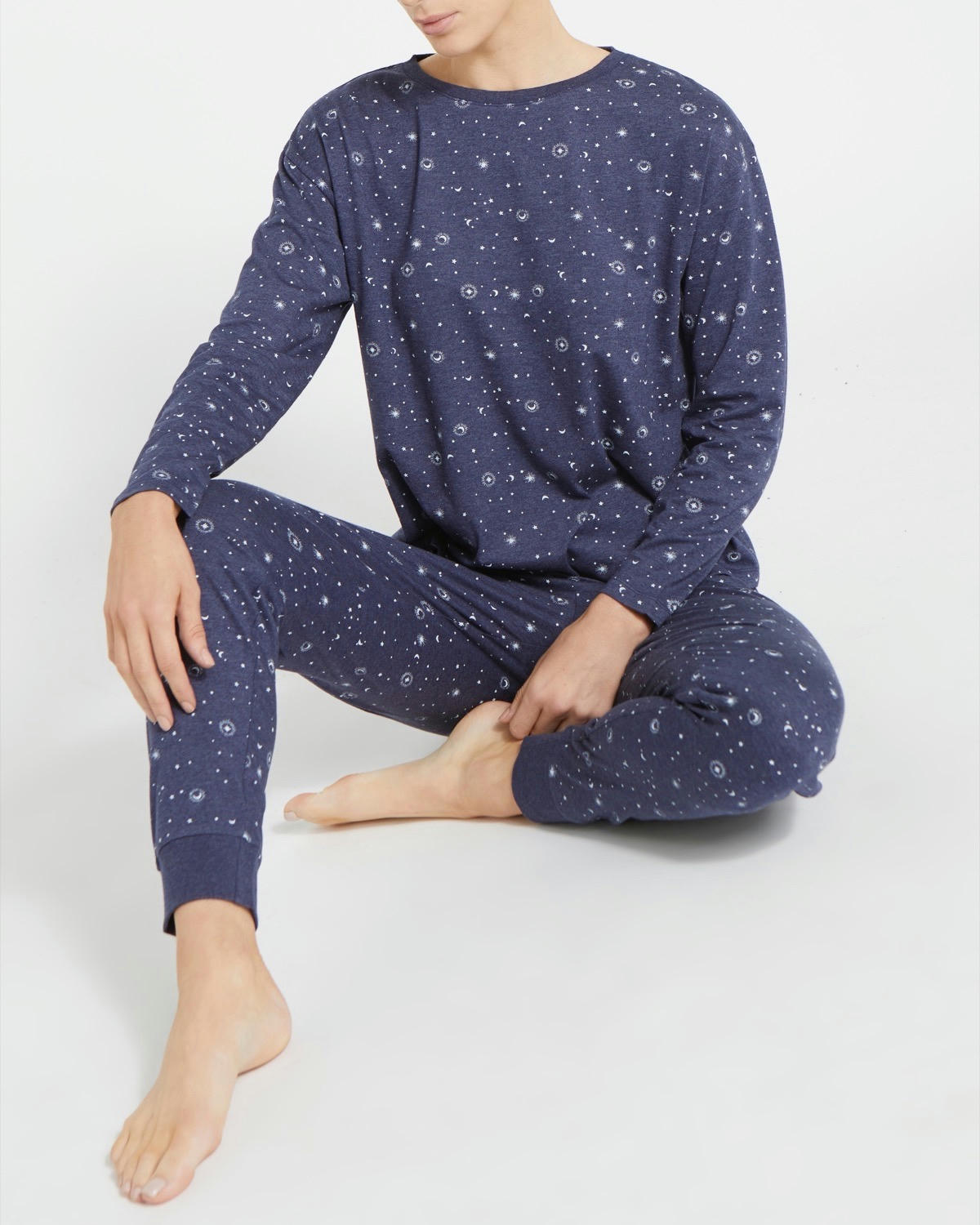 Long Sleeved Knit Cuff Pyjamas Set